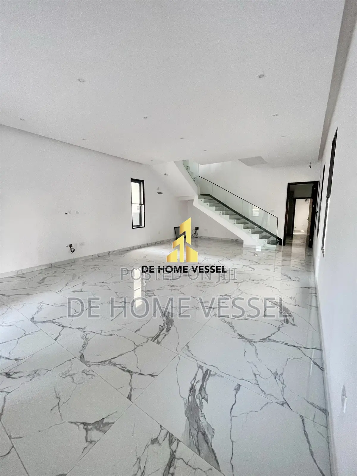 5bdrm Duplex in Lekki for sale