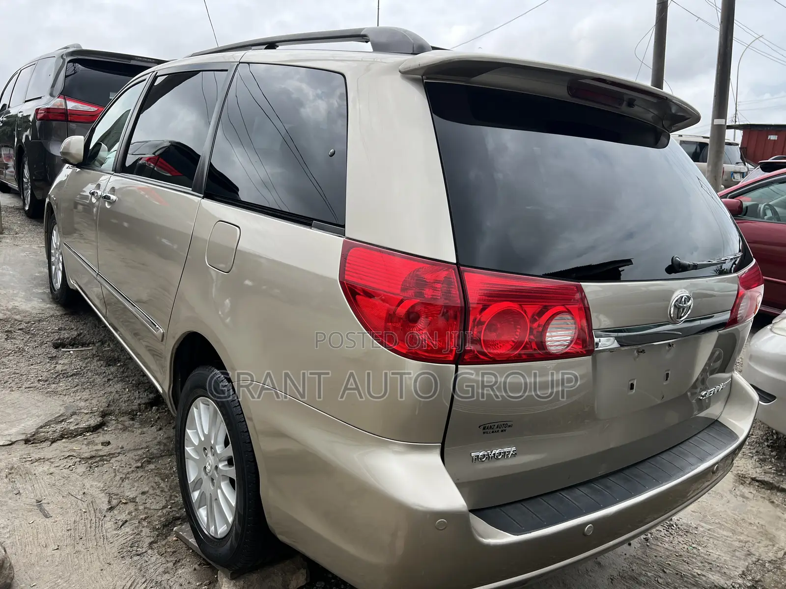 Toyota Sienna XLE Limited 2007 Gold