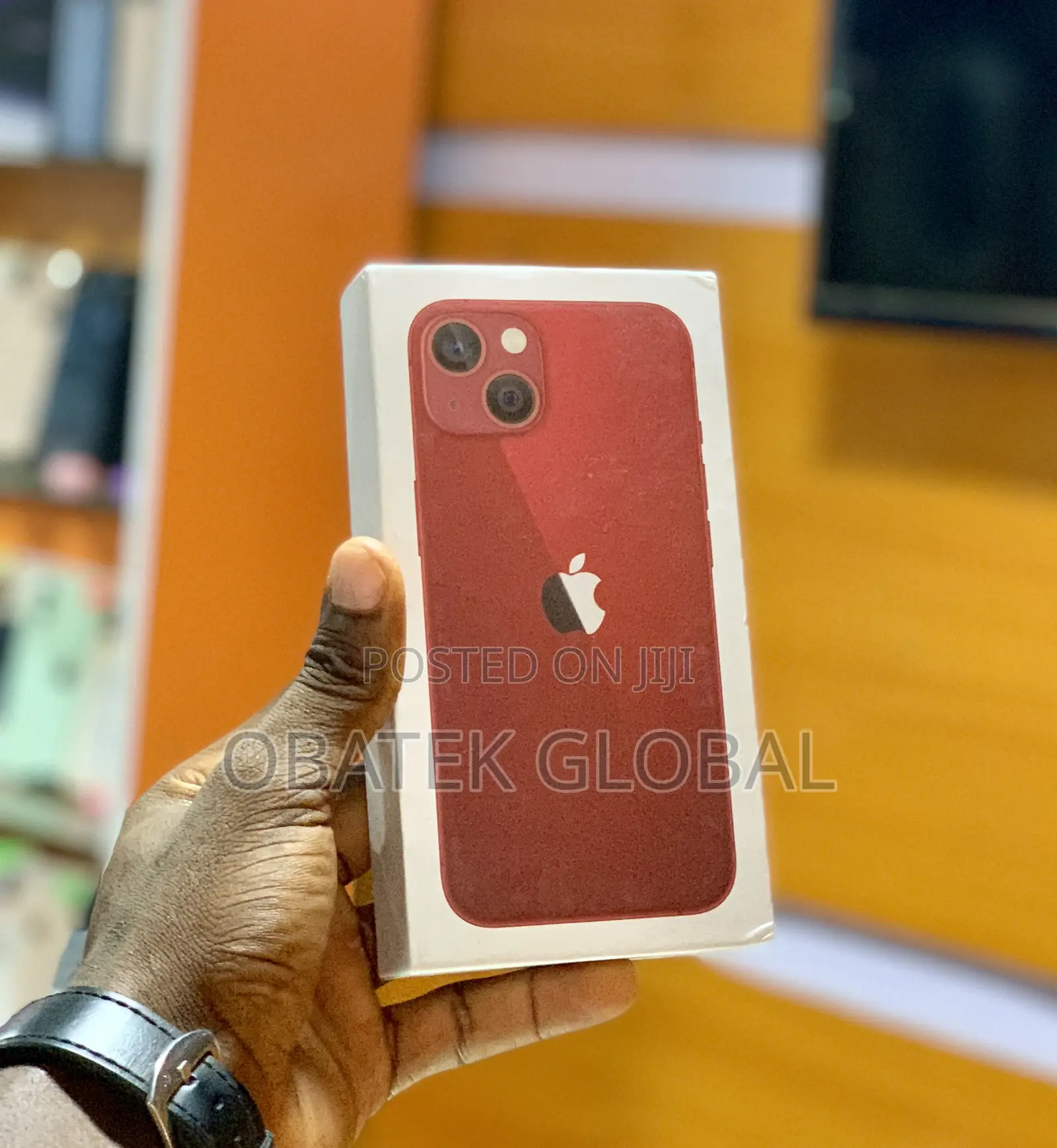 New Apple iPhone 13 128 GB Red