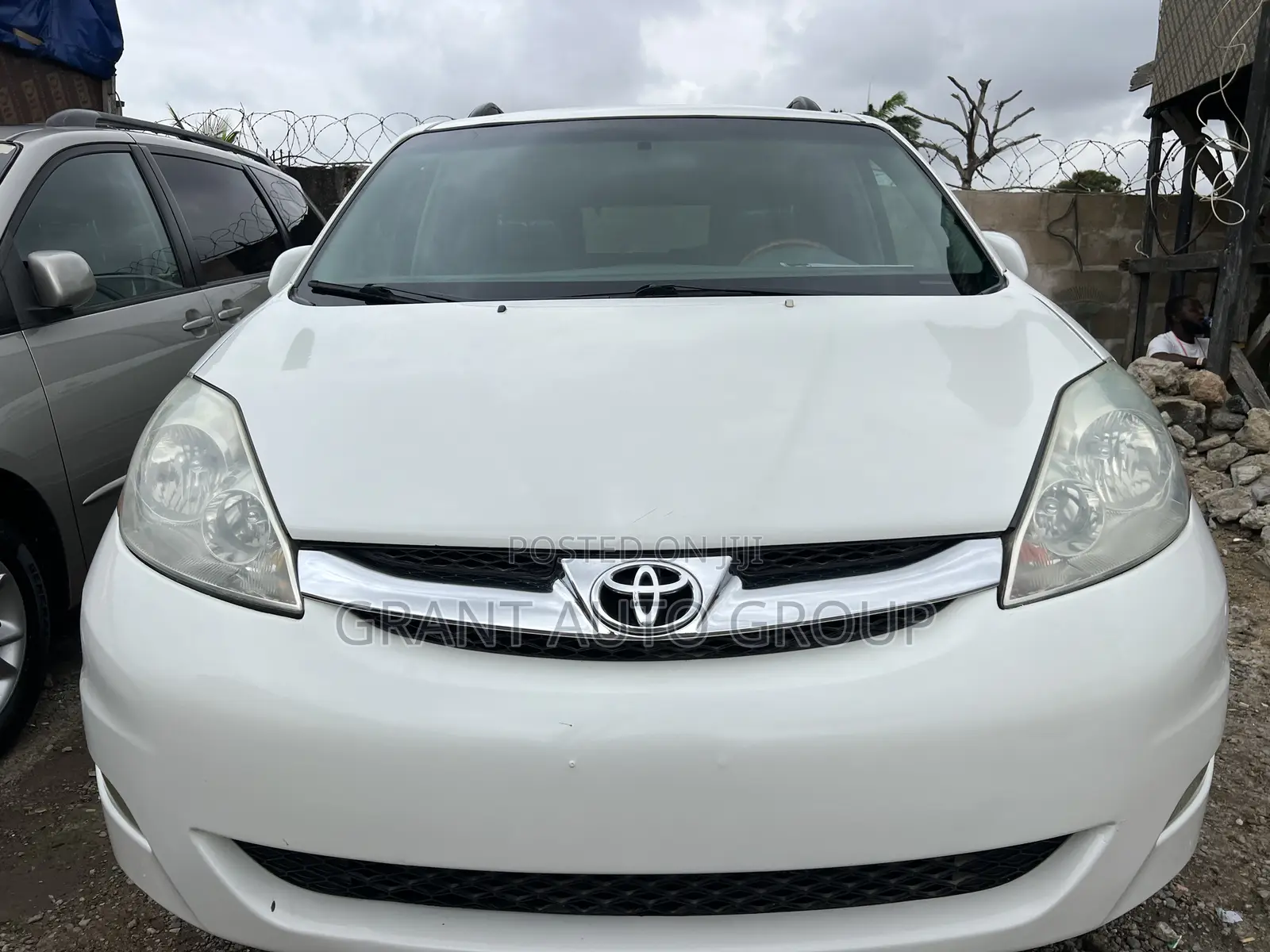 Toyota Sienna Limited 7 Passenger 2010 White