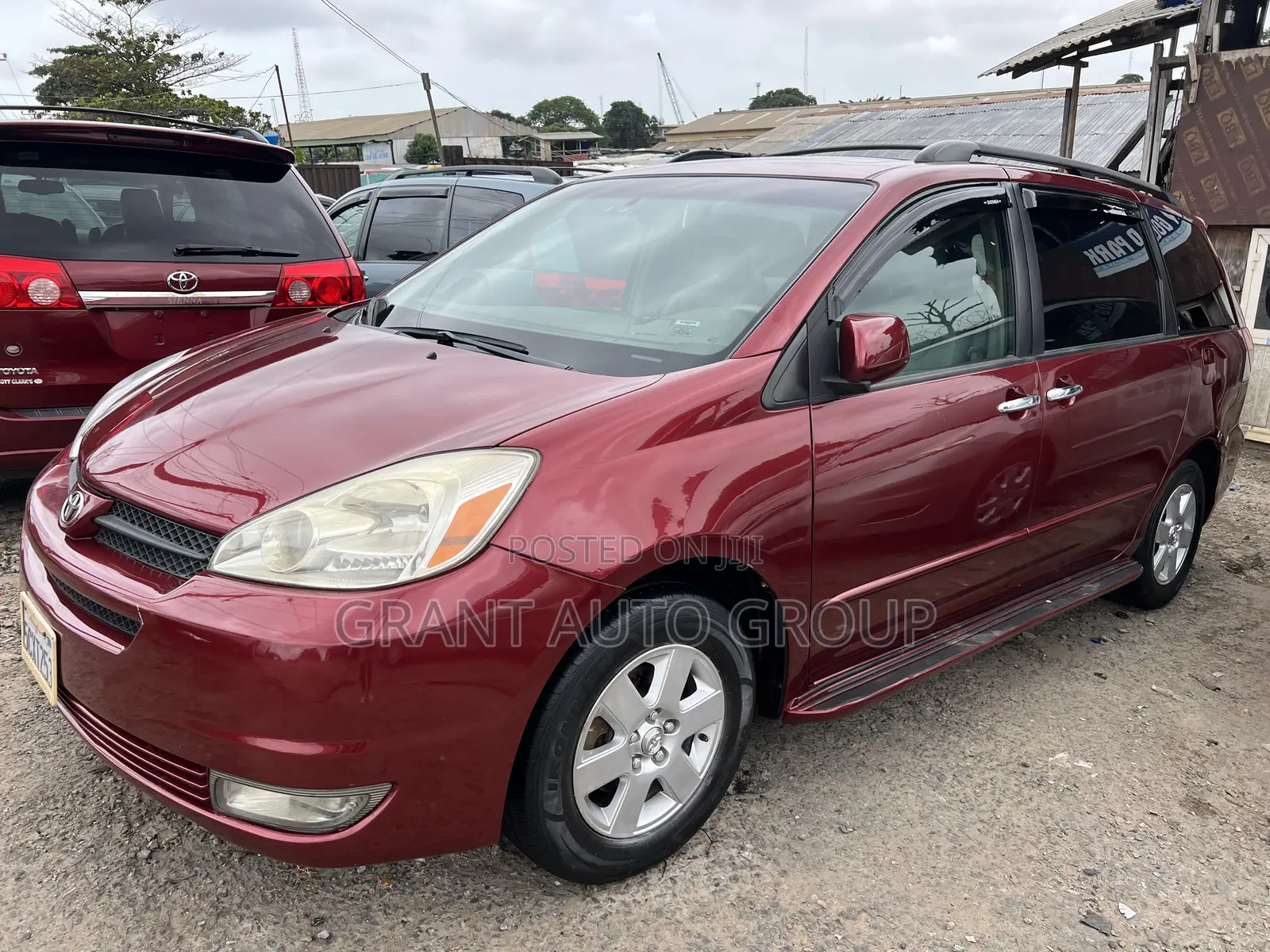 Toyota Sienna XLE 2005 Red