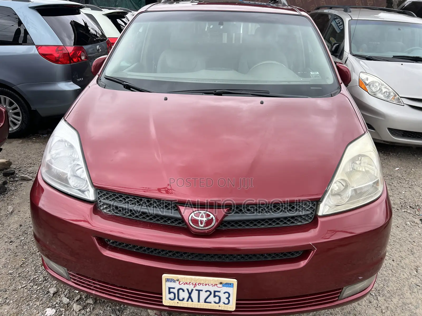 Toyota Sienna XLE 2005 Red