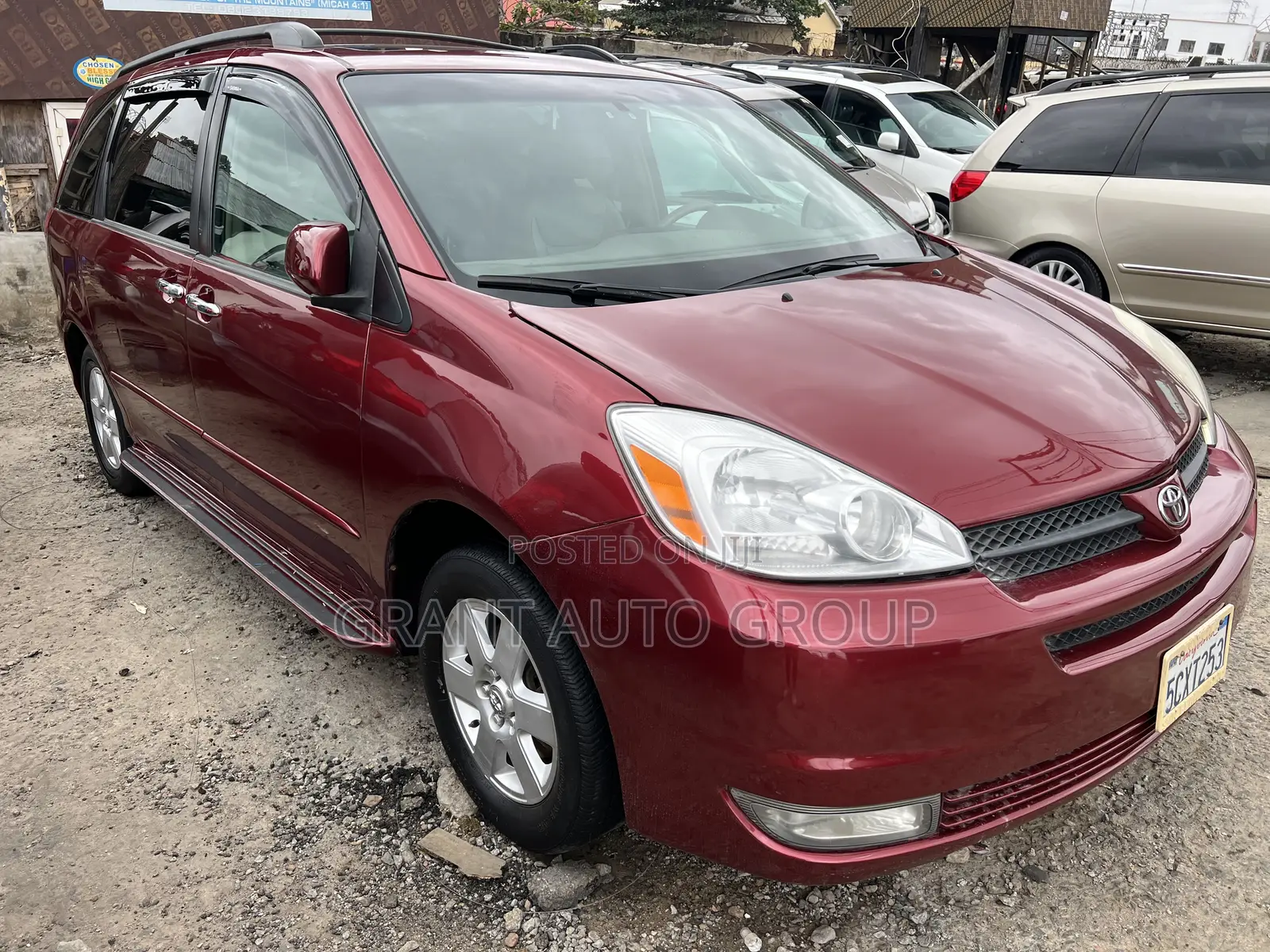 Toyota Sienna XLE 2005 Red