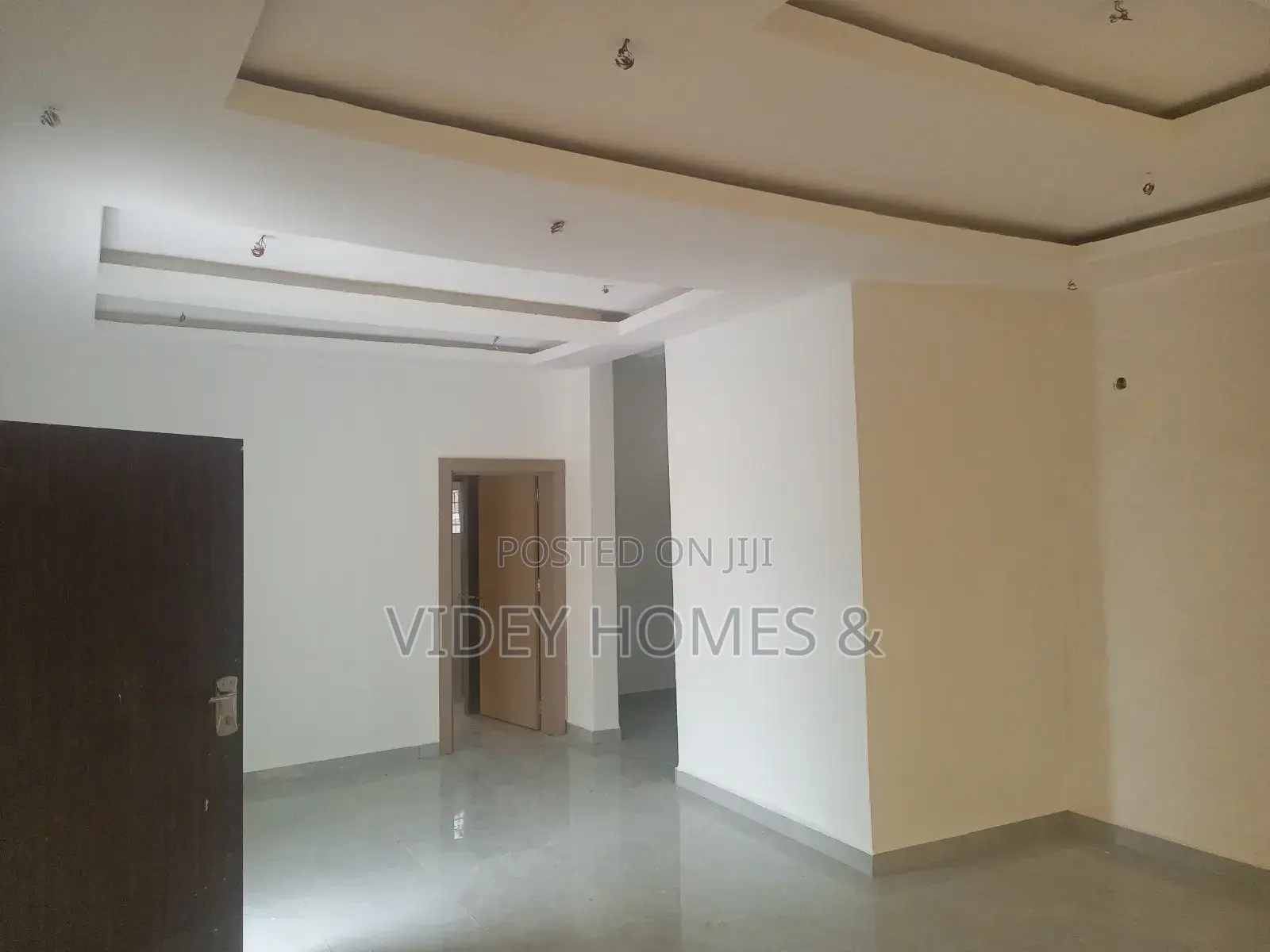 3bdrm Bungalow in Sungold Estate, Galadimawa for rent
