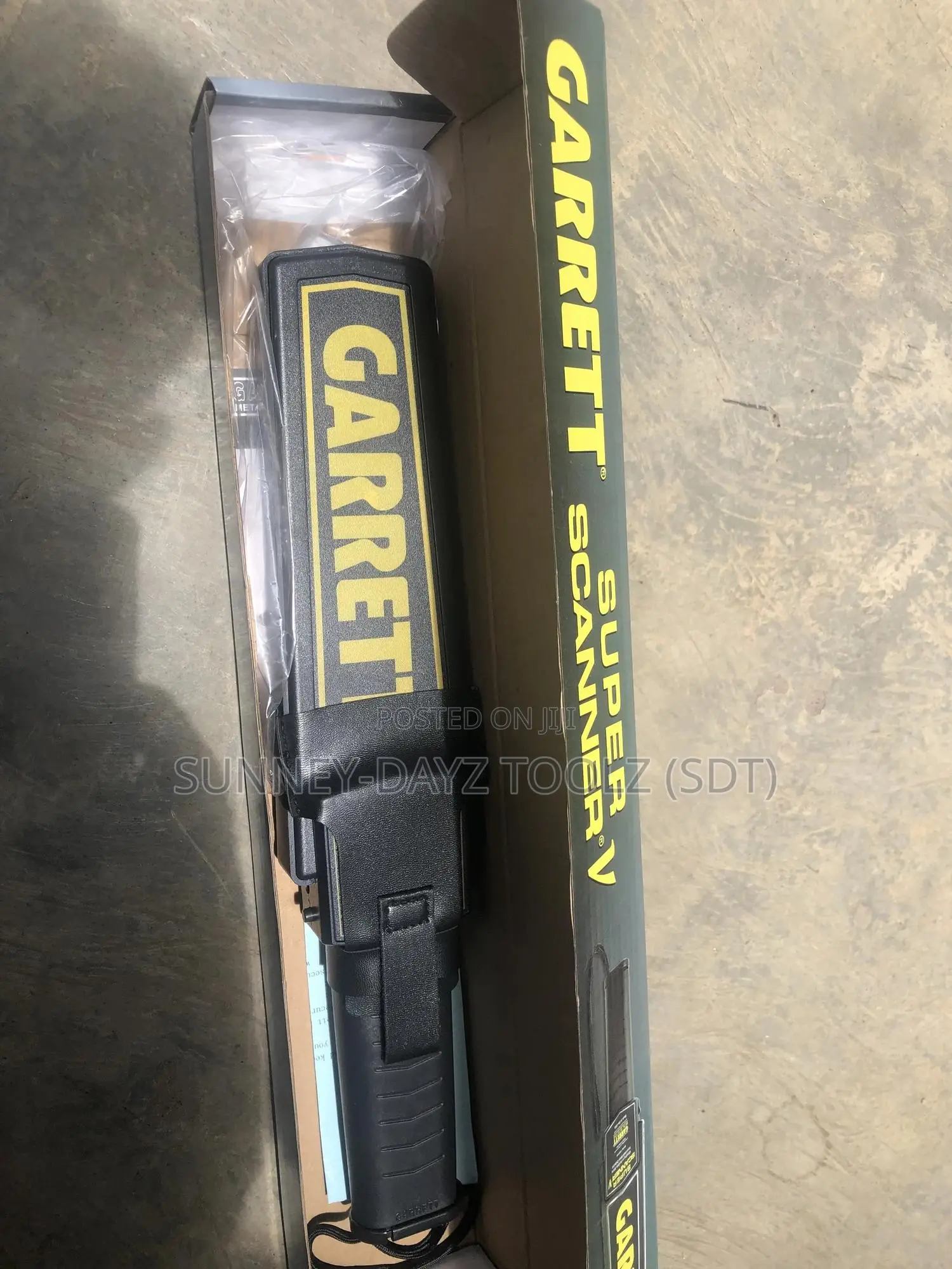 Hand-held Metal Detector