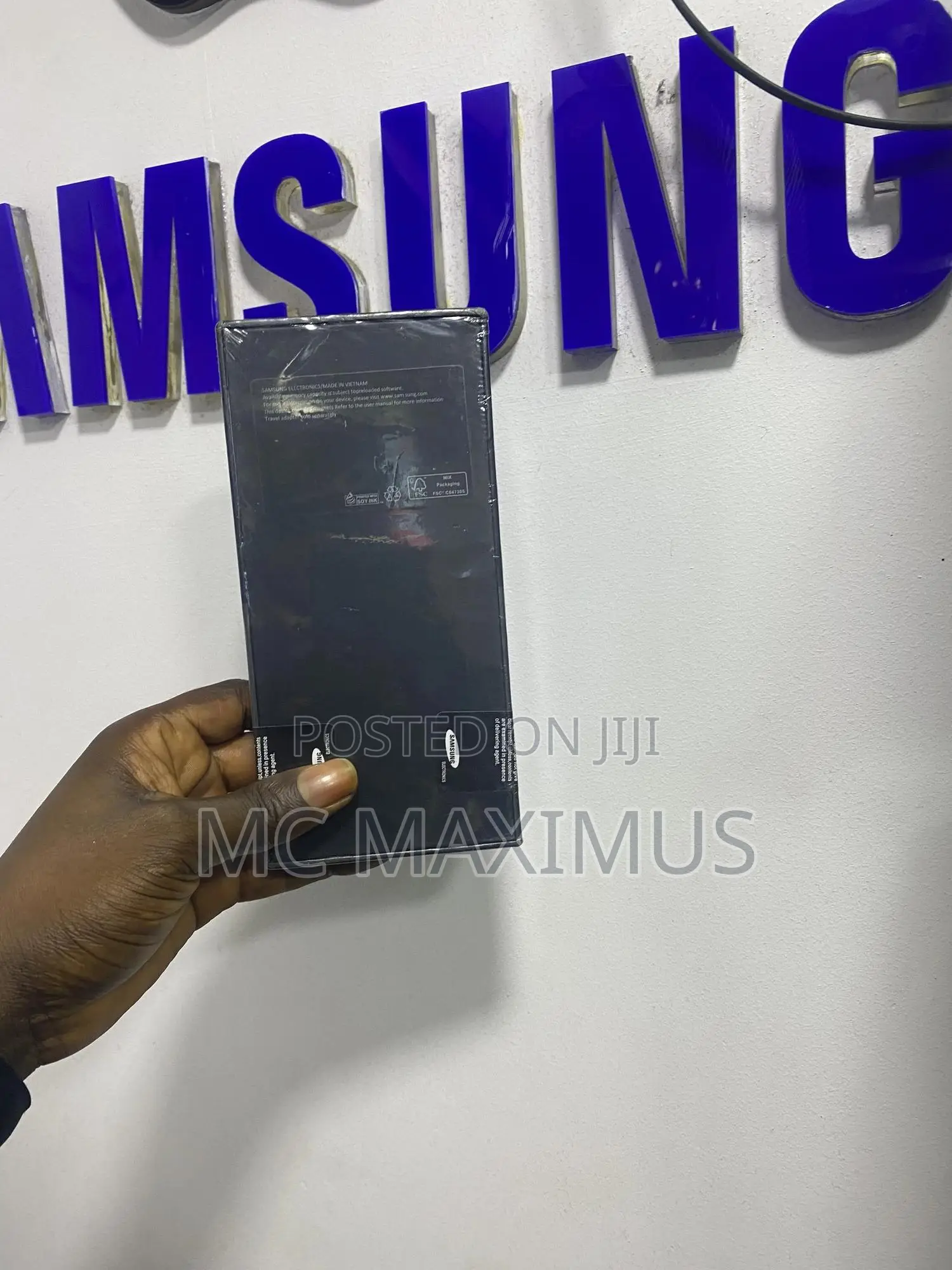 New Samsung Galaxy Z Flip4 128 GB Black