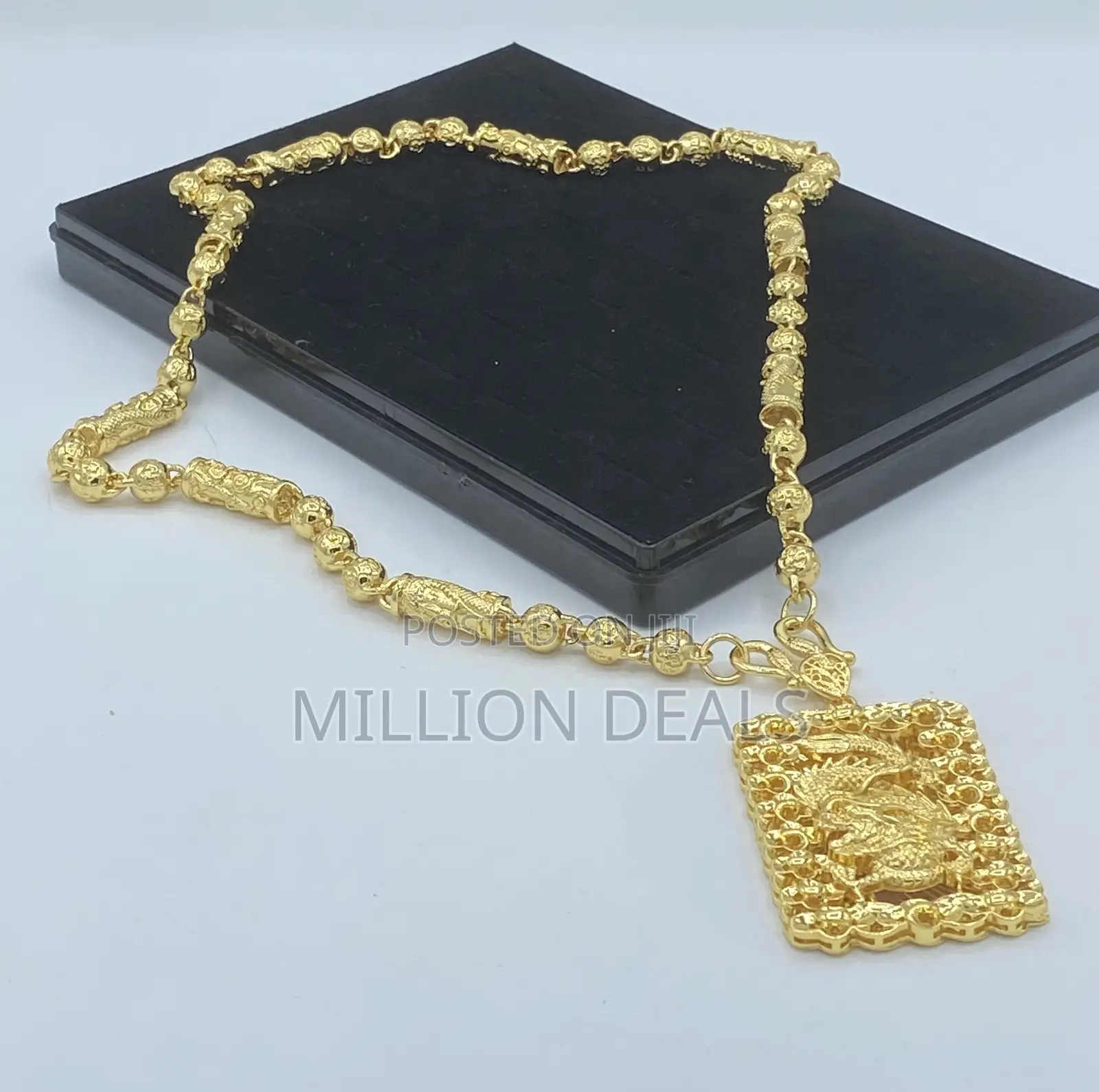 Luxury Pattern Men’S Stylish Neckpiece N Pendant Gold