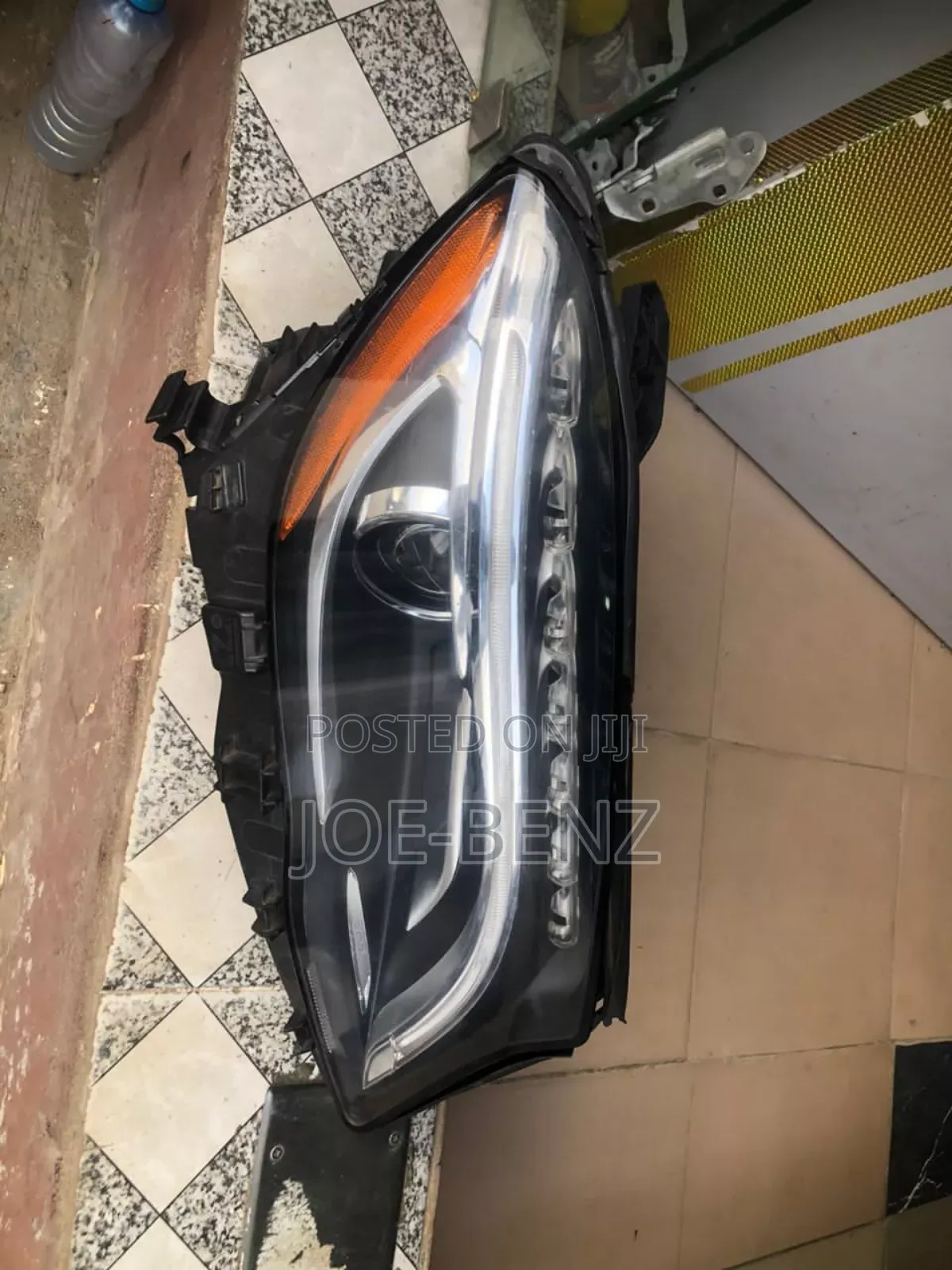 GLA250 2018 American Right Side Headlights