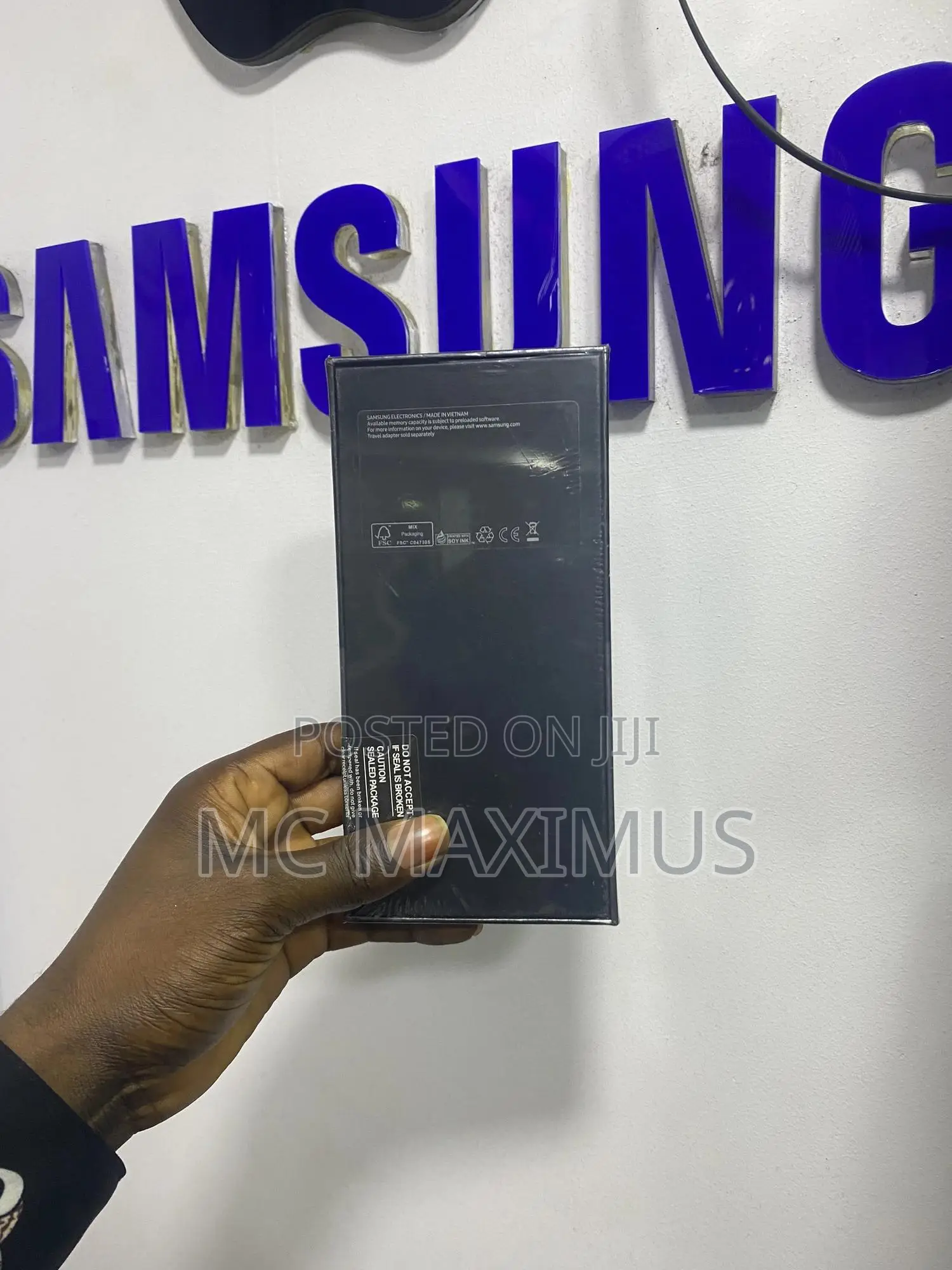 New Samsung Galaxy Z Flip3 5G 128 GB White