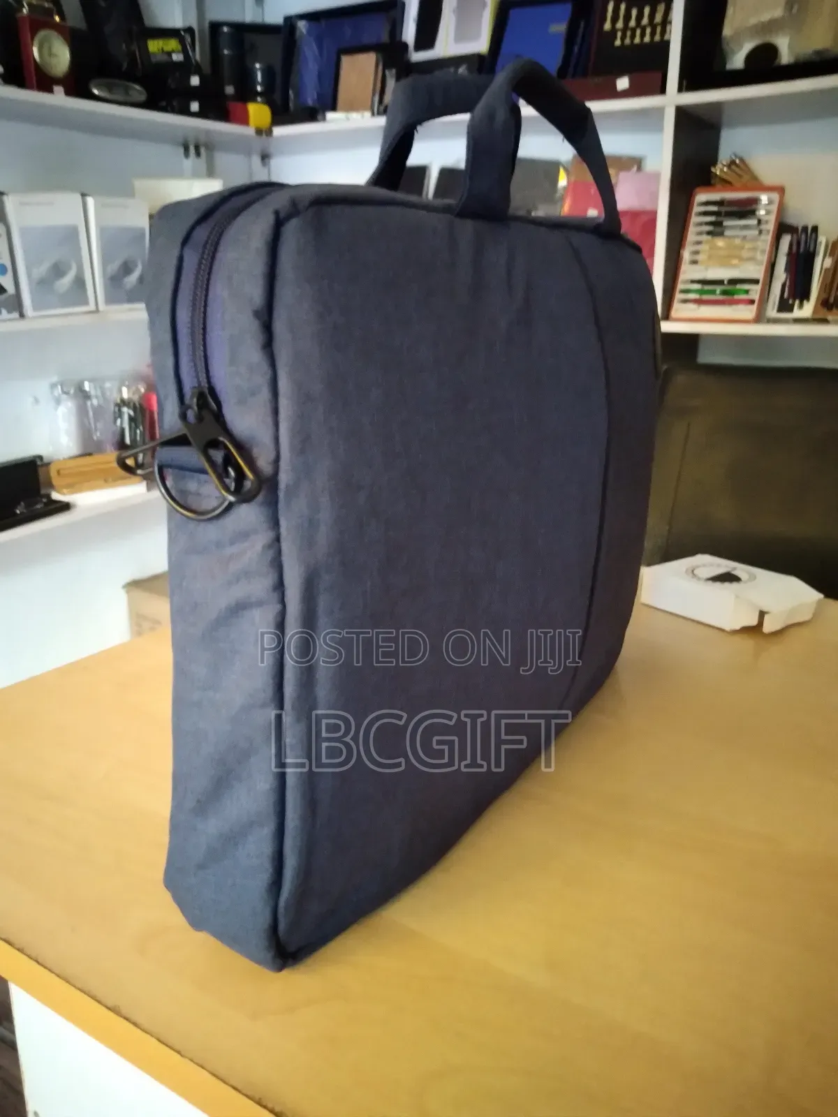 Quality Padded Laptop Bag (Wholesales and Retail)