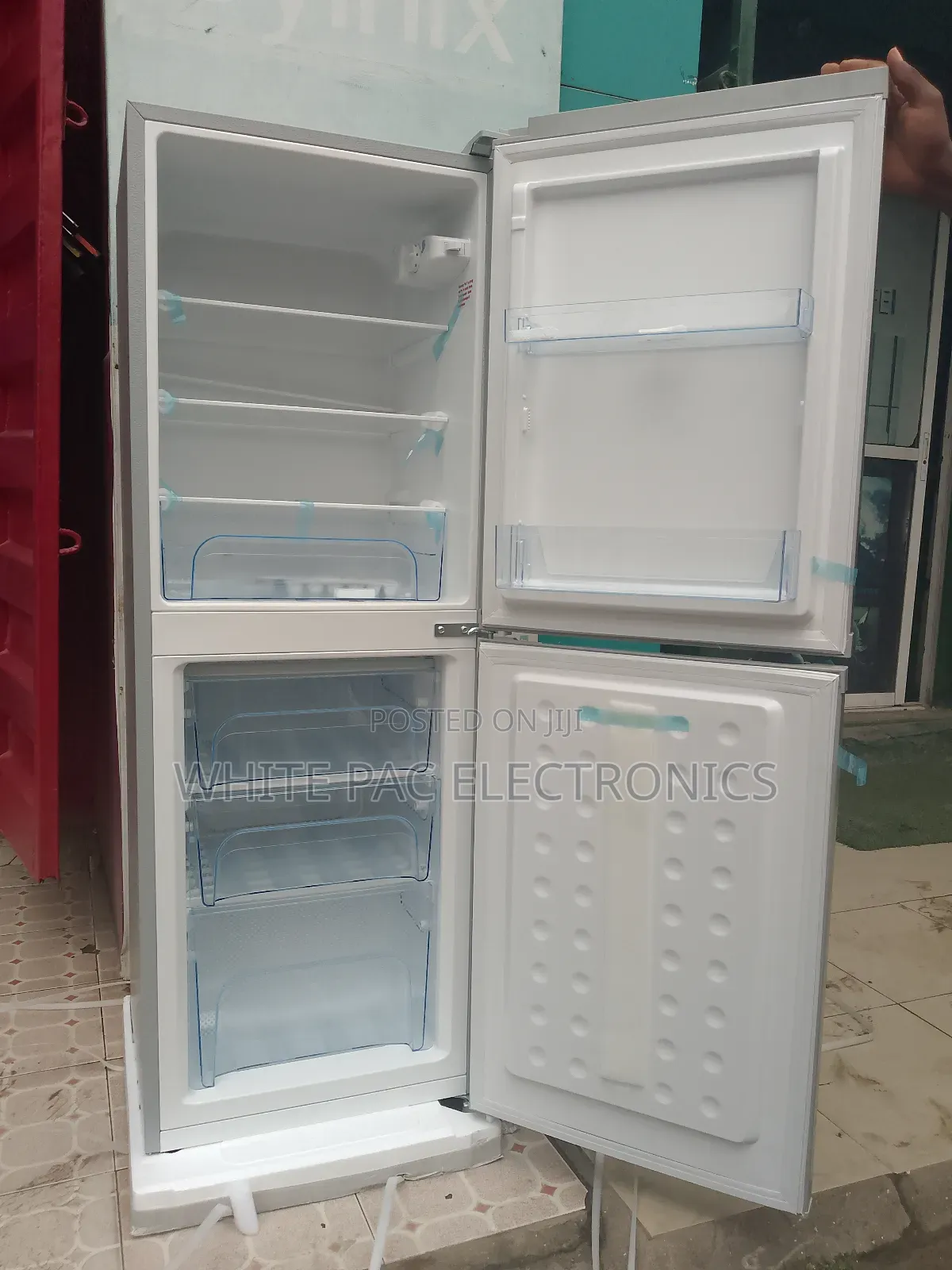 Brand New>Lg Fridge ( Half / Half )250-litres Powerful Cool