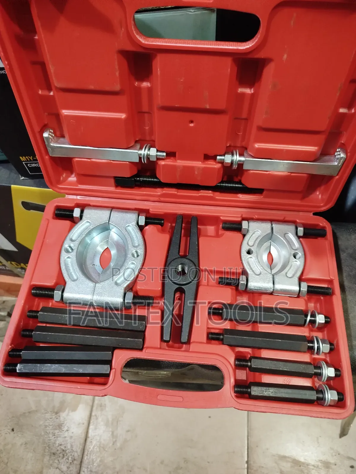 Bearing Puller Set.