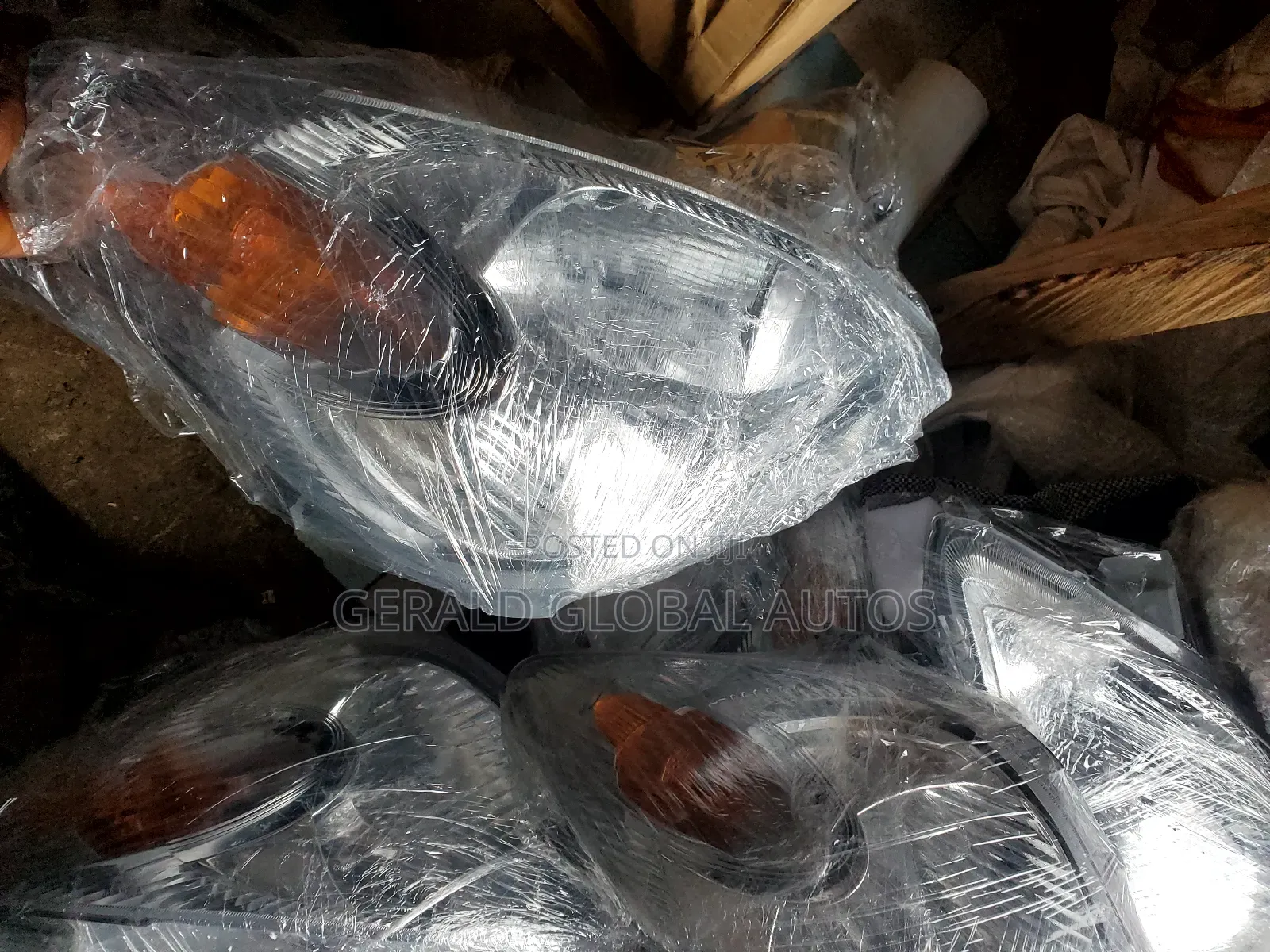 Head Lamp Toyota Avanza 2007 2010