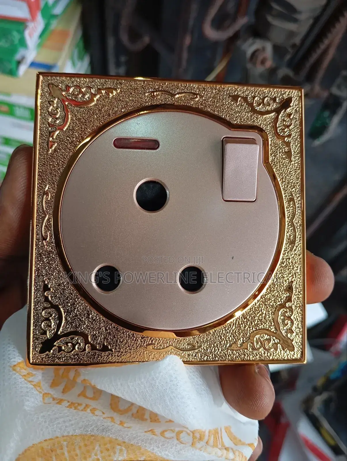 15amps Socket Very Strong and Durable