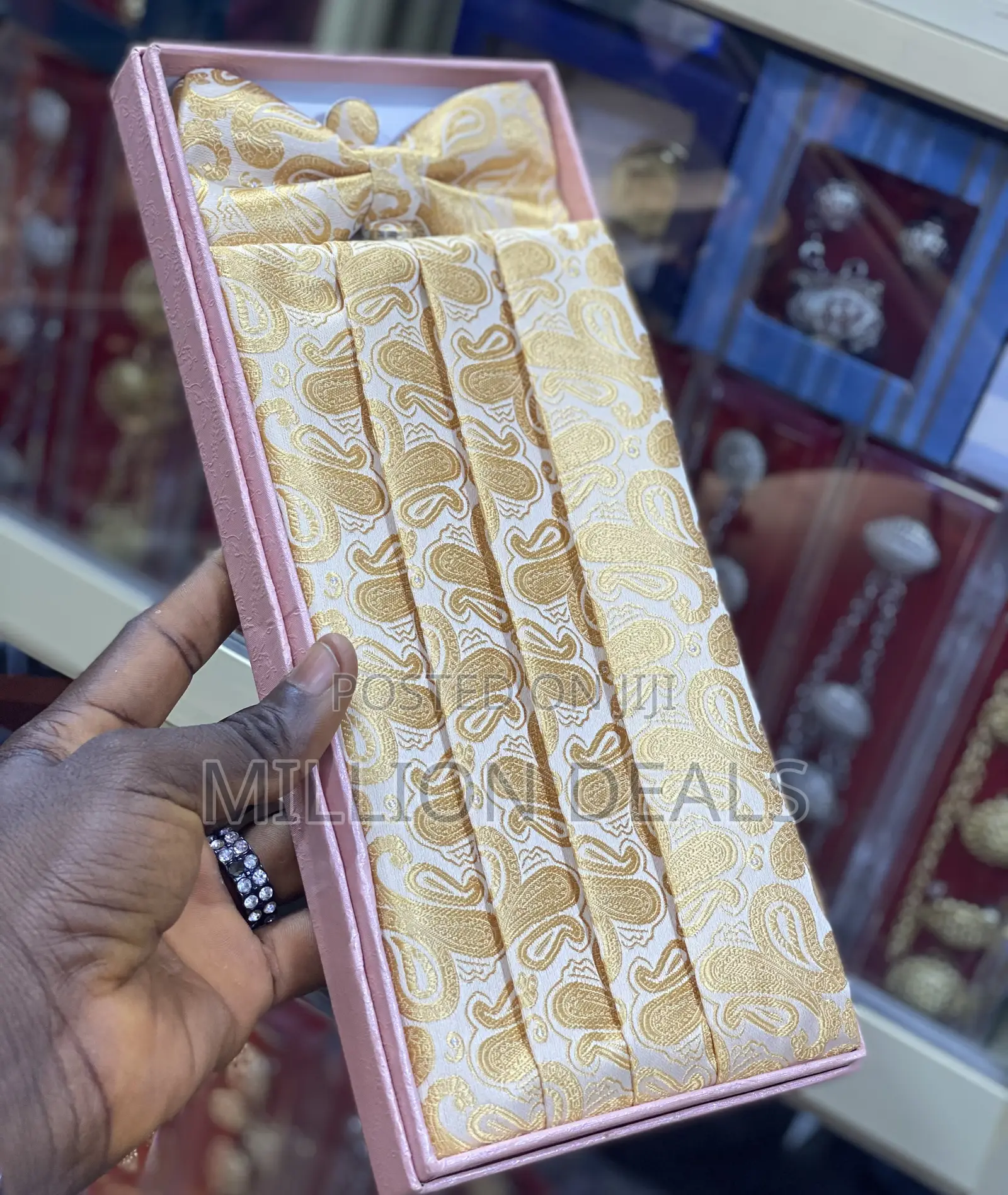 3-in-1 Luxury Bow Tie, Cufflinks N Cummerbund Set Gold