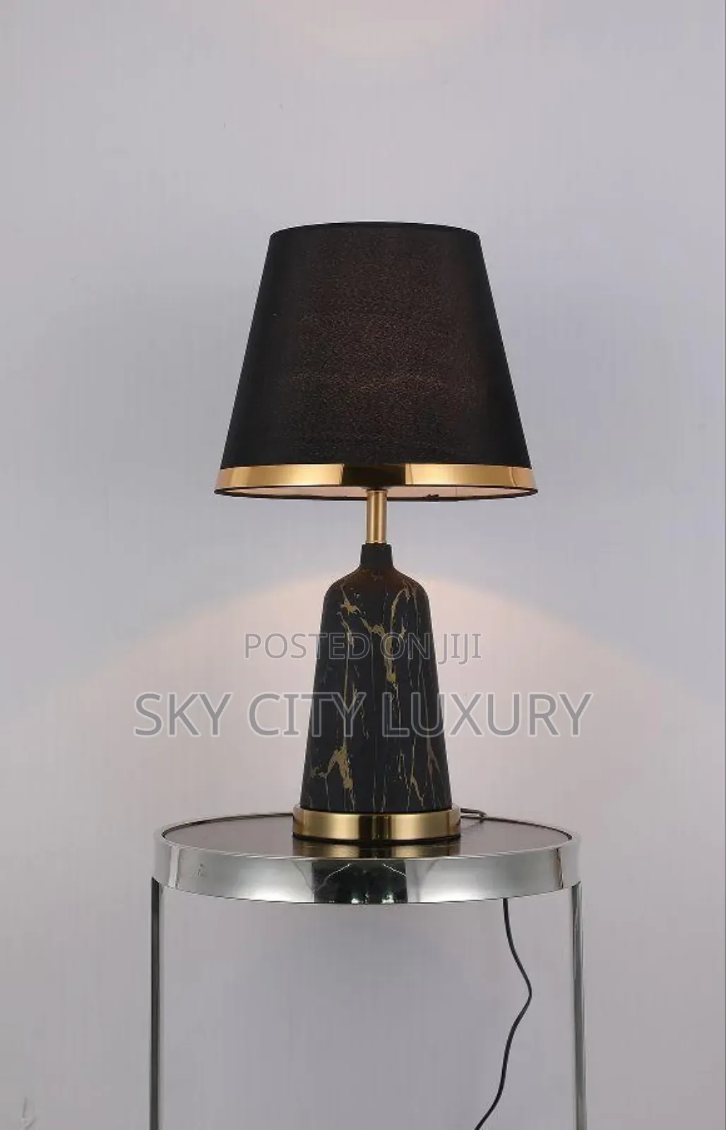 The White Quartz Marble Table Lamp Light