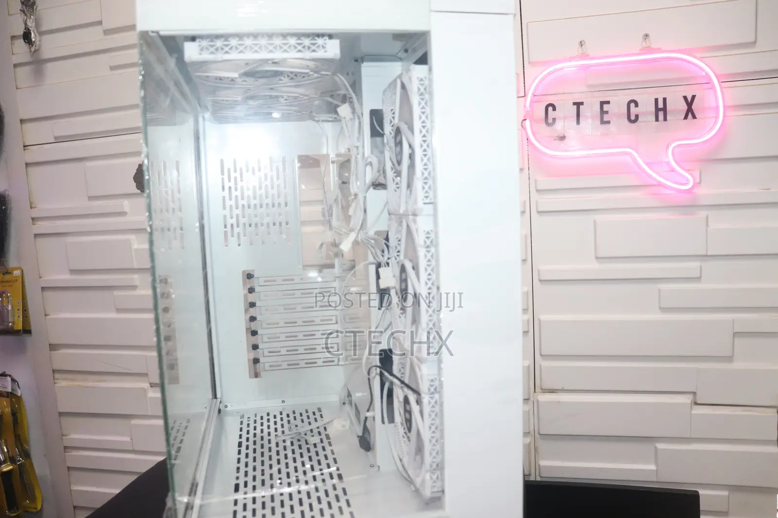 Snow White Computer Gaming Case With 6 RGB Fans