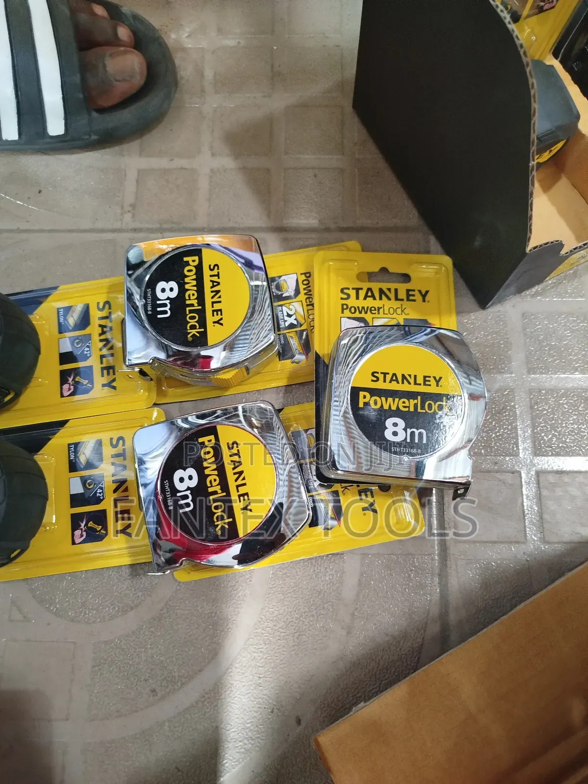 Stanley Tape 8 Meters.