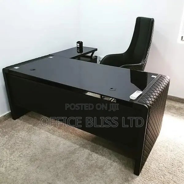 Luxury Top Glass / Side Leather Executive Office Table