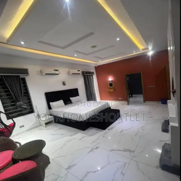 4 Bedroom Self Compound With Snooker That Allows Party