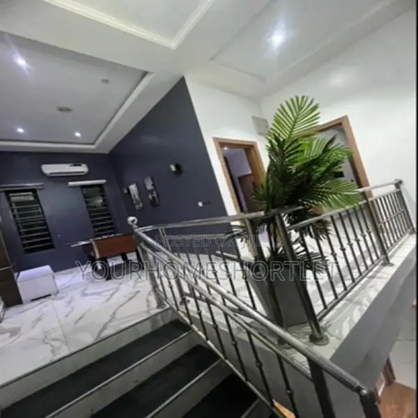 4 Bedroom Self Compound With Snooker That Allows Party