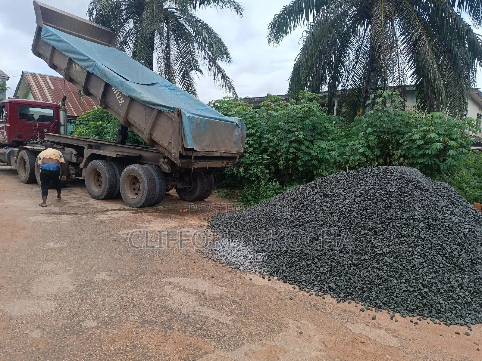 Black Quality Chippings
