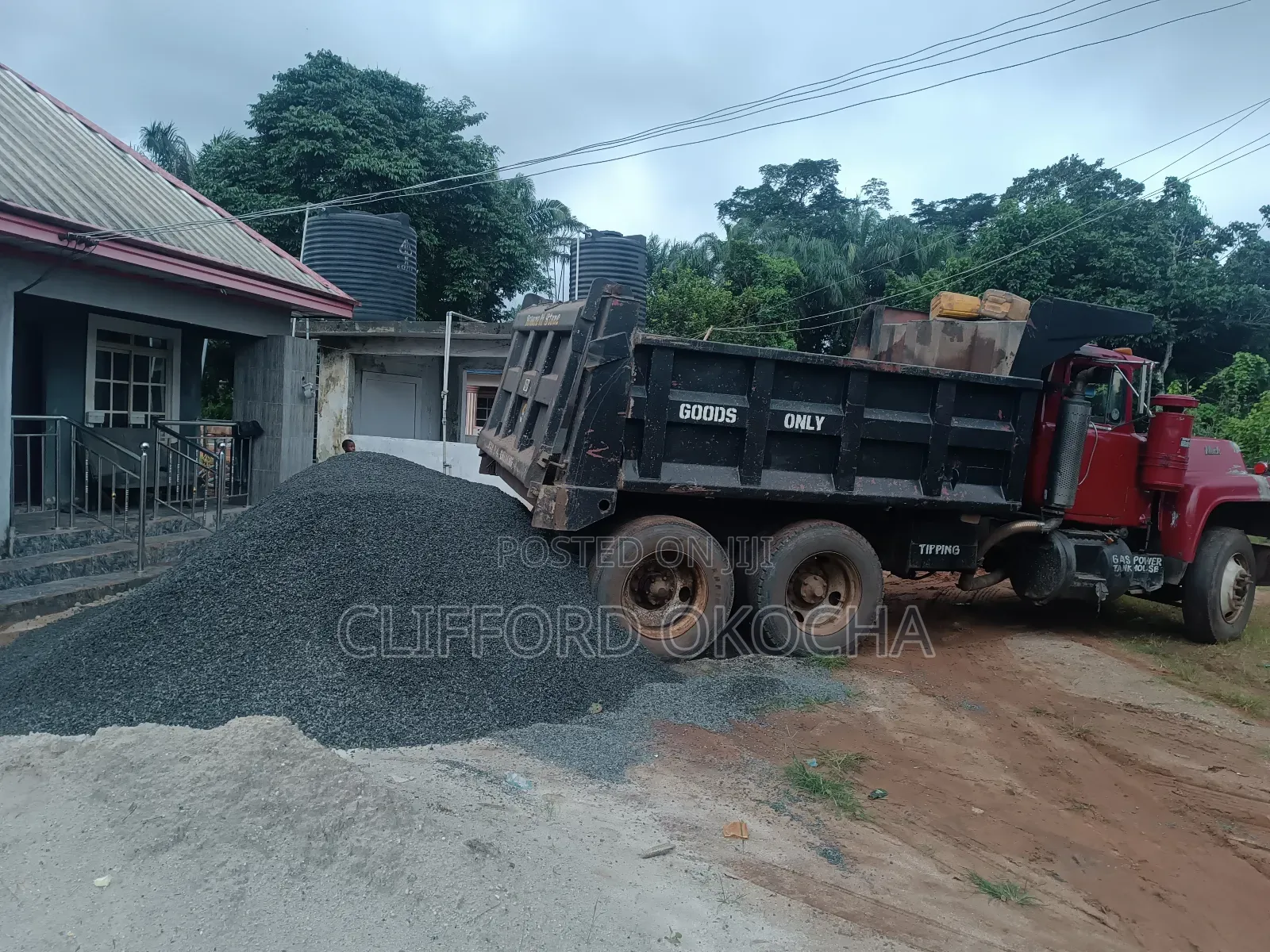 Black Iron Chippings Granite