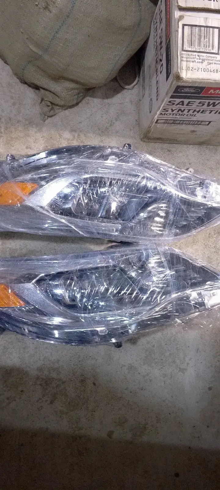 Head Light for Toyota Avalon 2014