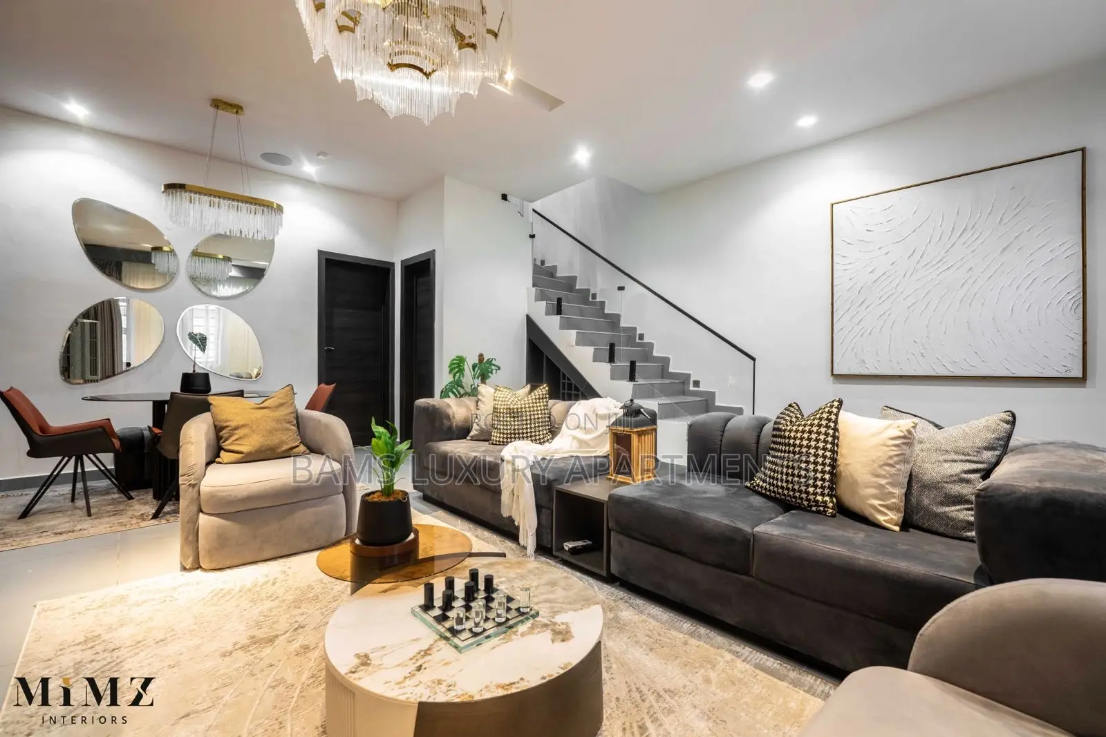 Inviting 4 Beds With Pool