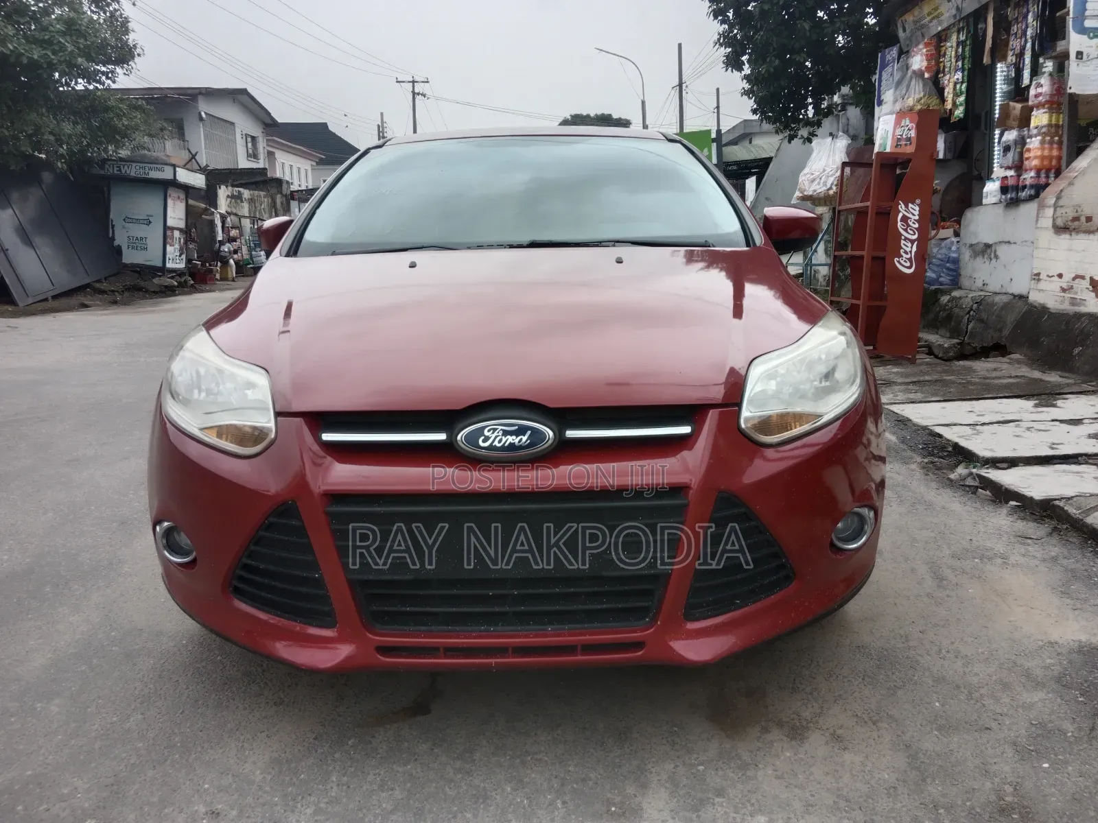 Ford Focus SE Sedan FWD (2.0L 4cyl 5M) 2012 Red
