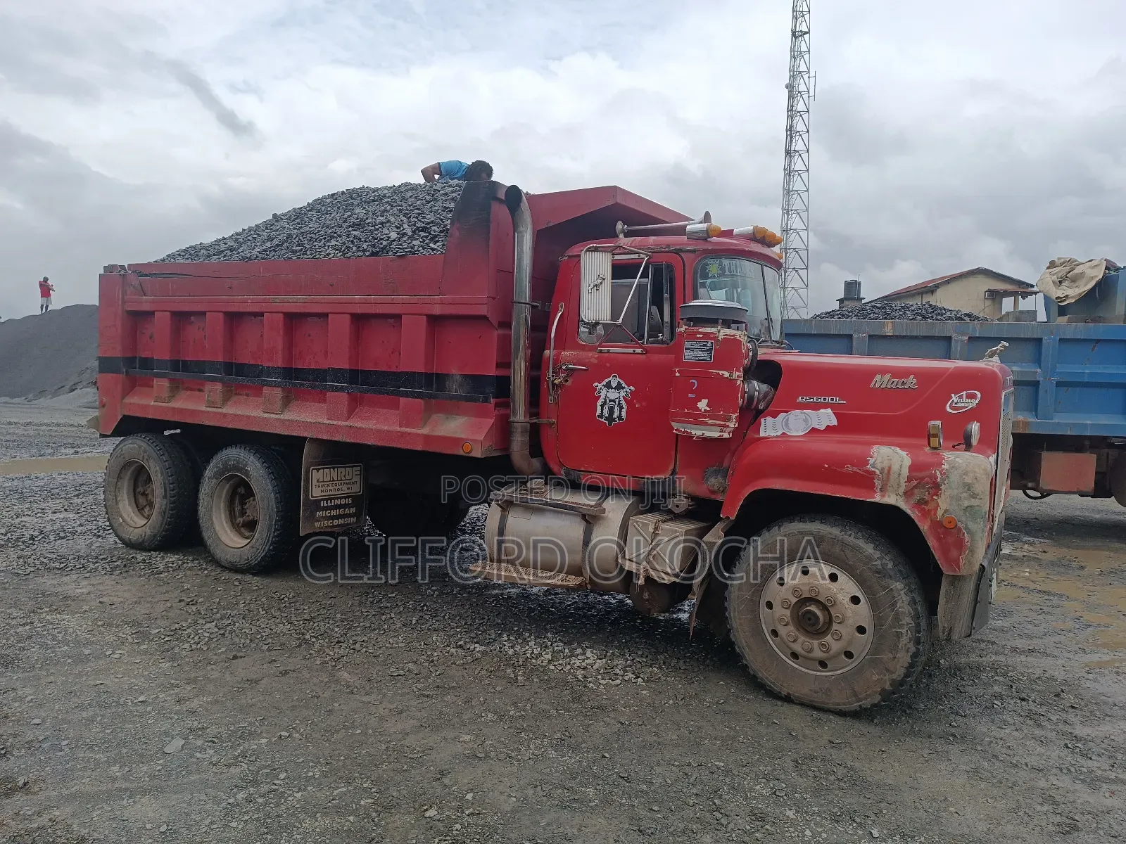 Black Iron Chippings Granite