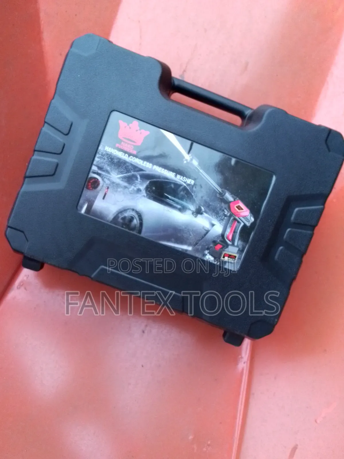 Electric Car Washing Machine.