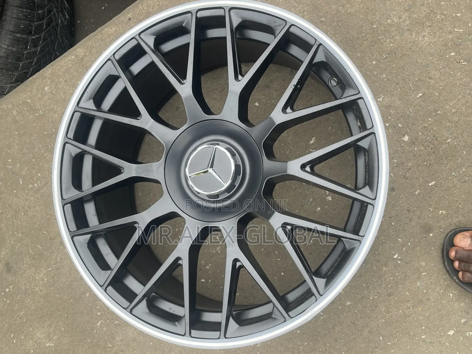 18rim Mercedes Black Spoke
