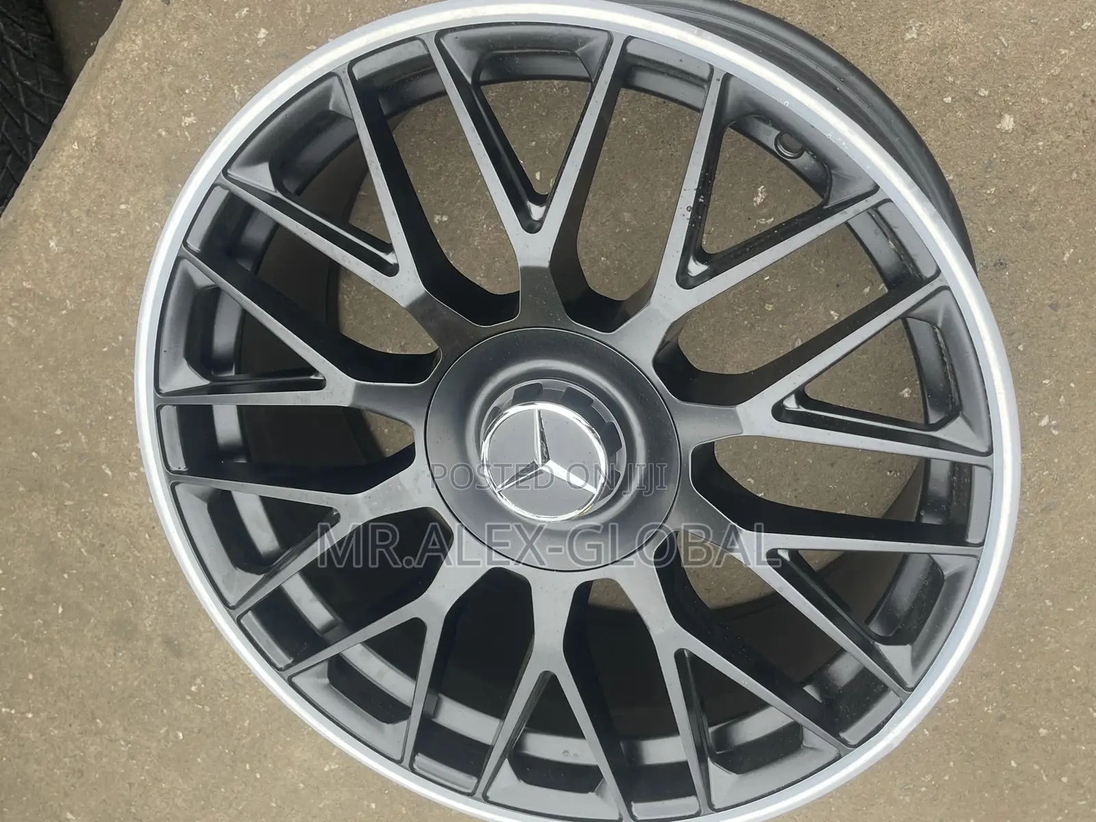 18rim Mercedes Black Spoke