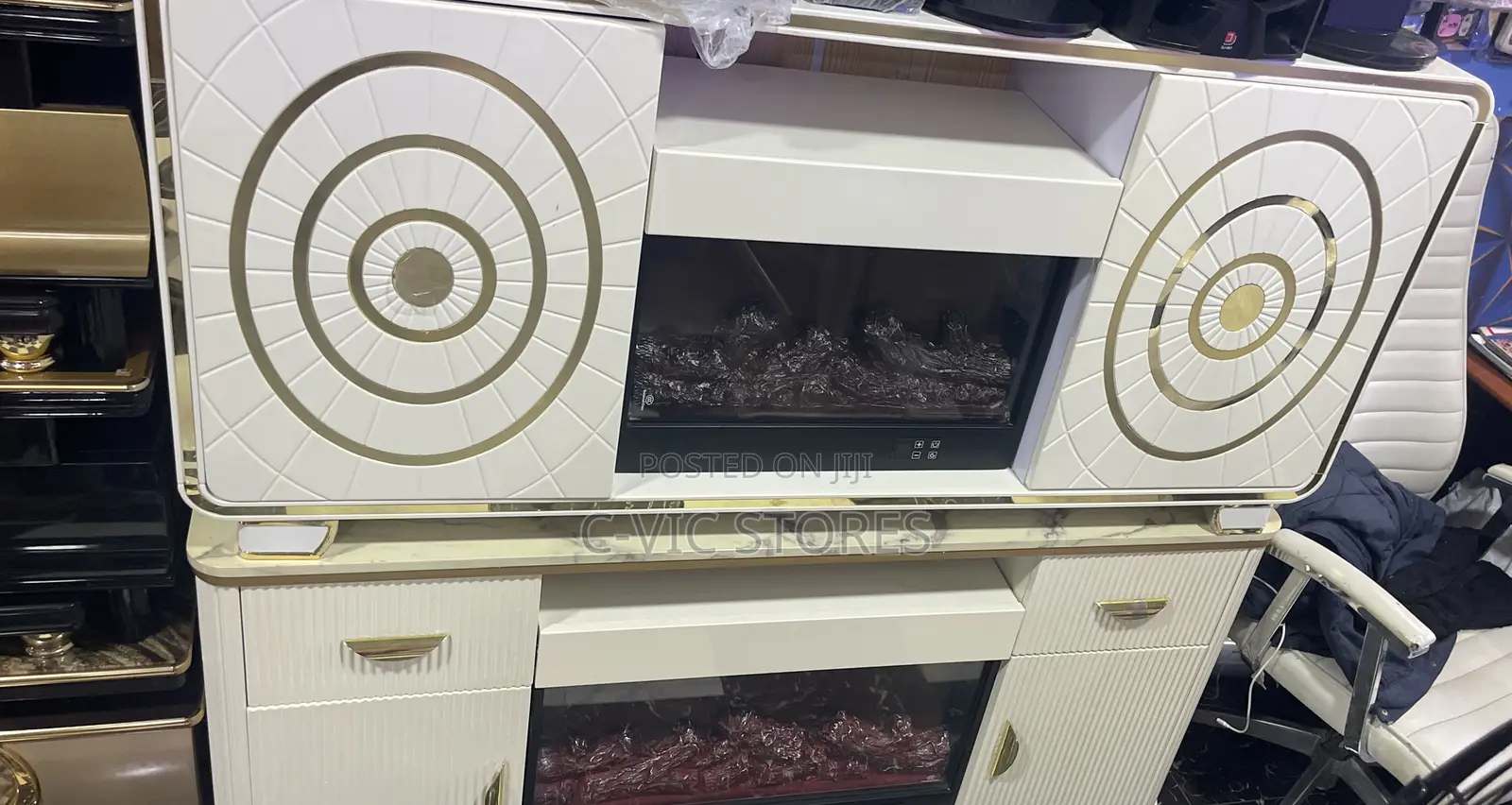 High Class Television Shelve With Electric Fireplace