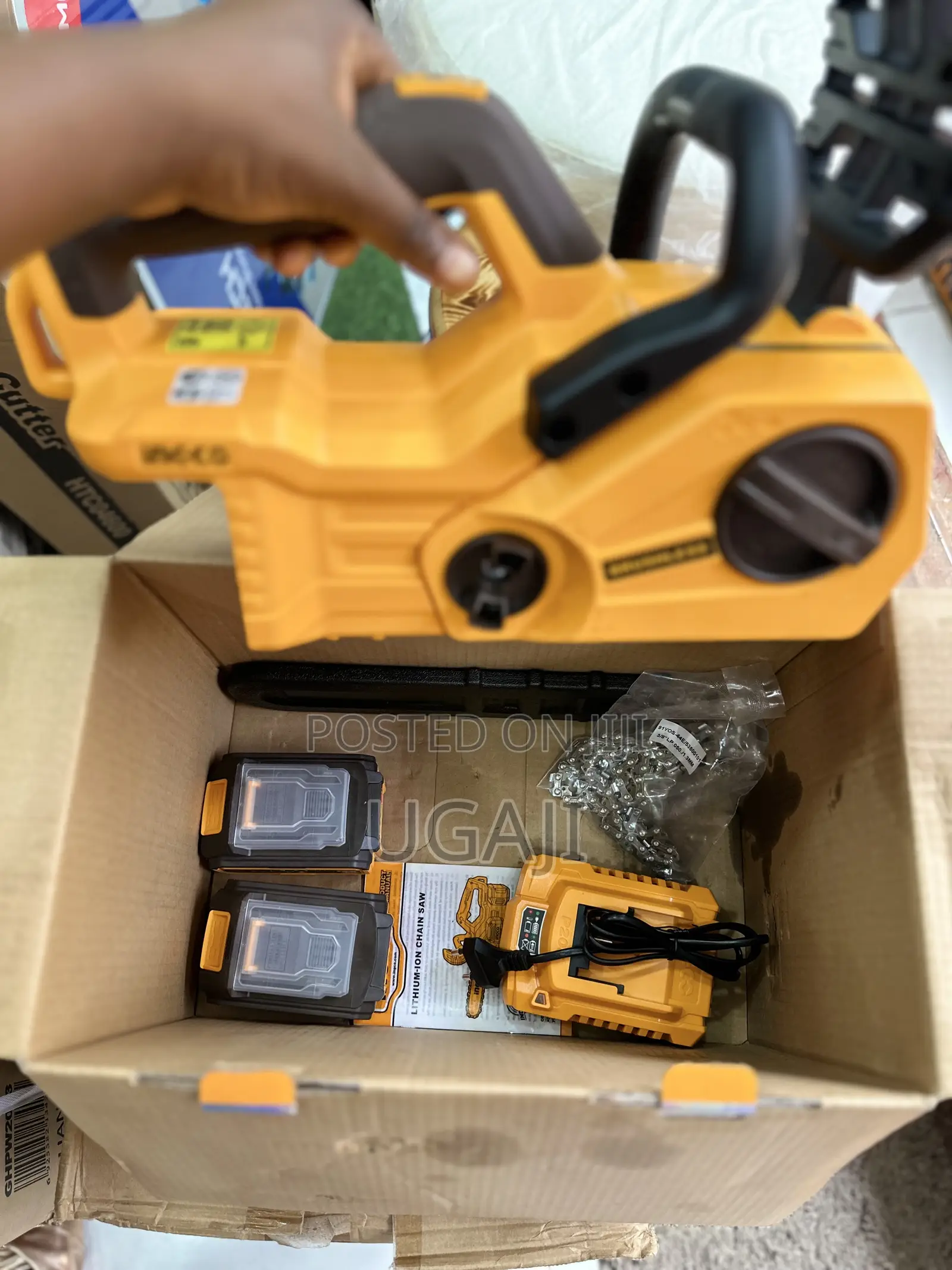 20v Ingco 12 Inches Chain Saw