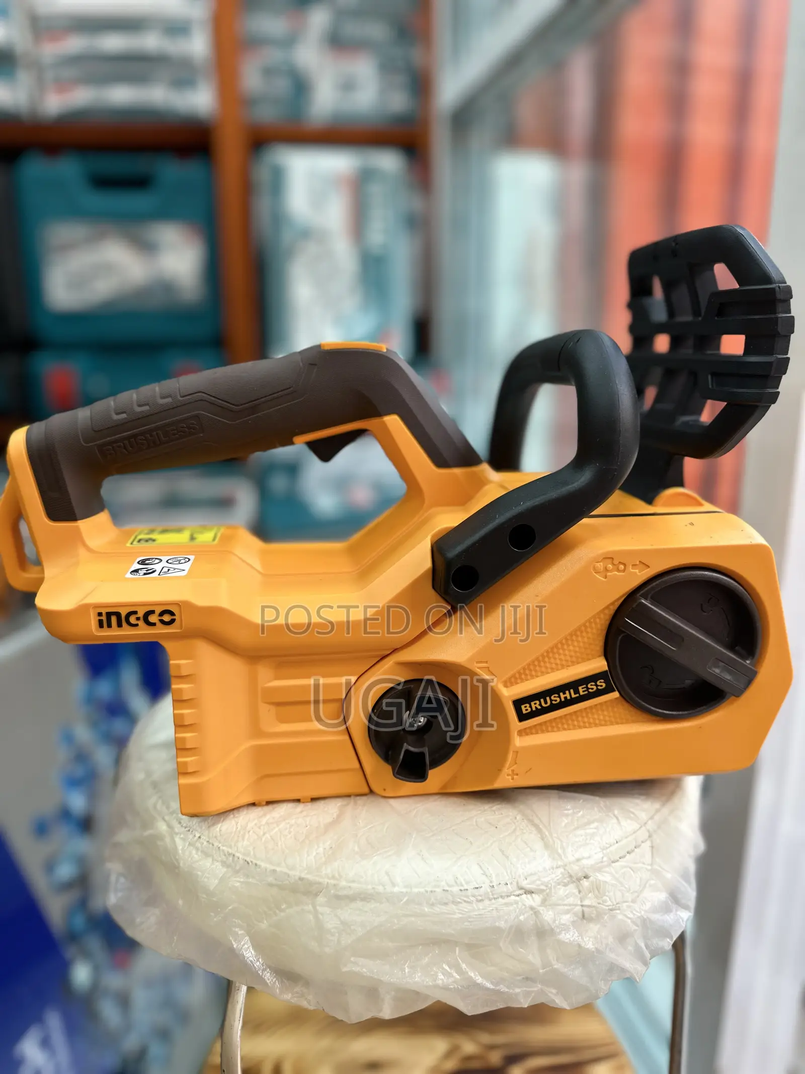 20v Ingco 12 Inches Chain Saw