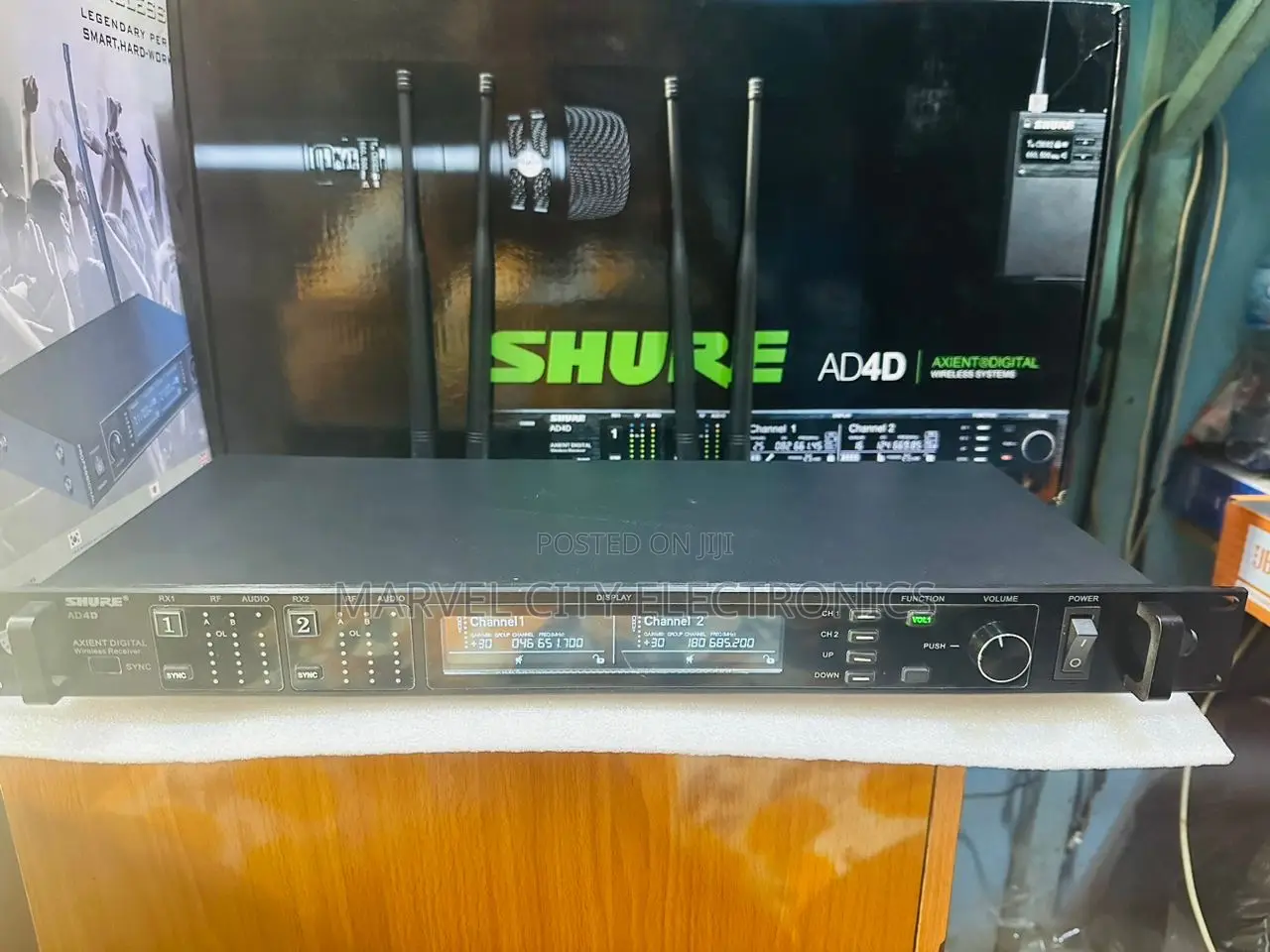 Shure AD4D AXIENT Digital Wireless Microphone