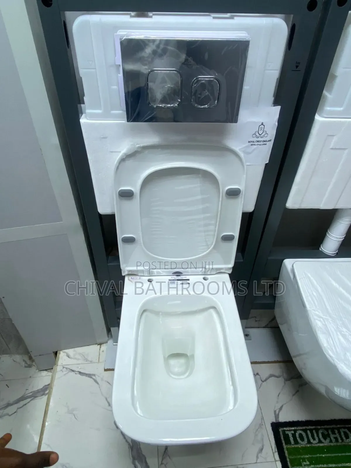 Royalcrest England Wall Hung Wc