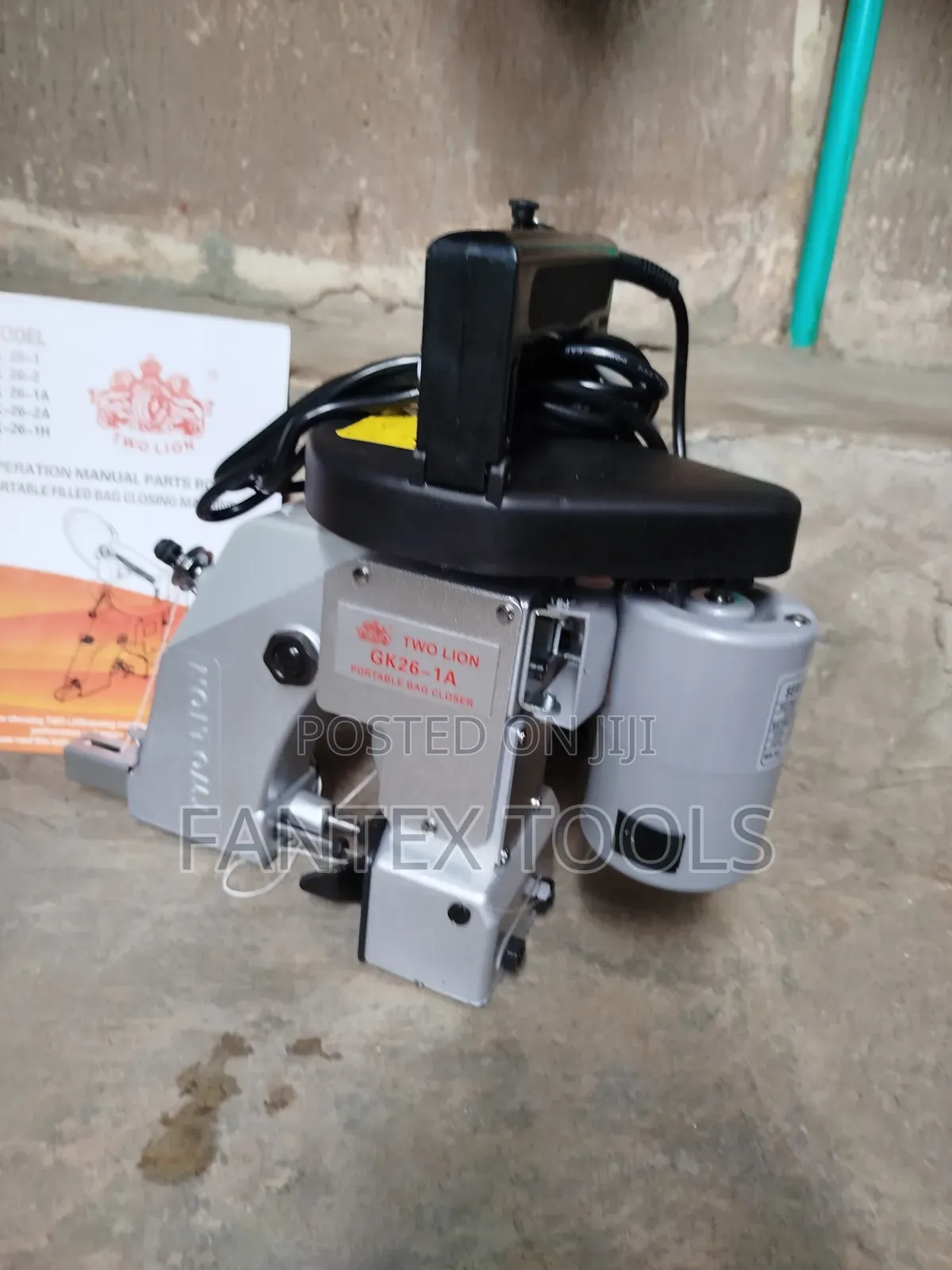 Bag Closer Machine.