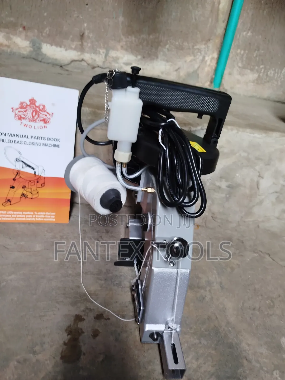 Bag Closer Machine.