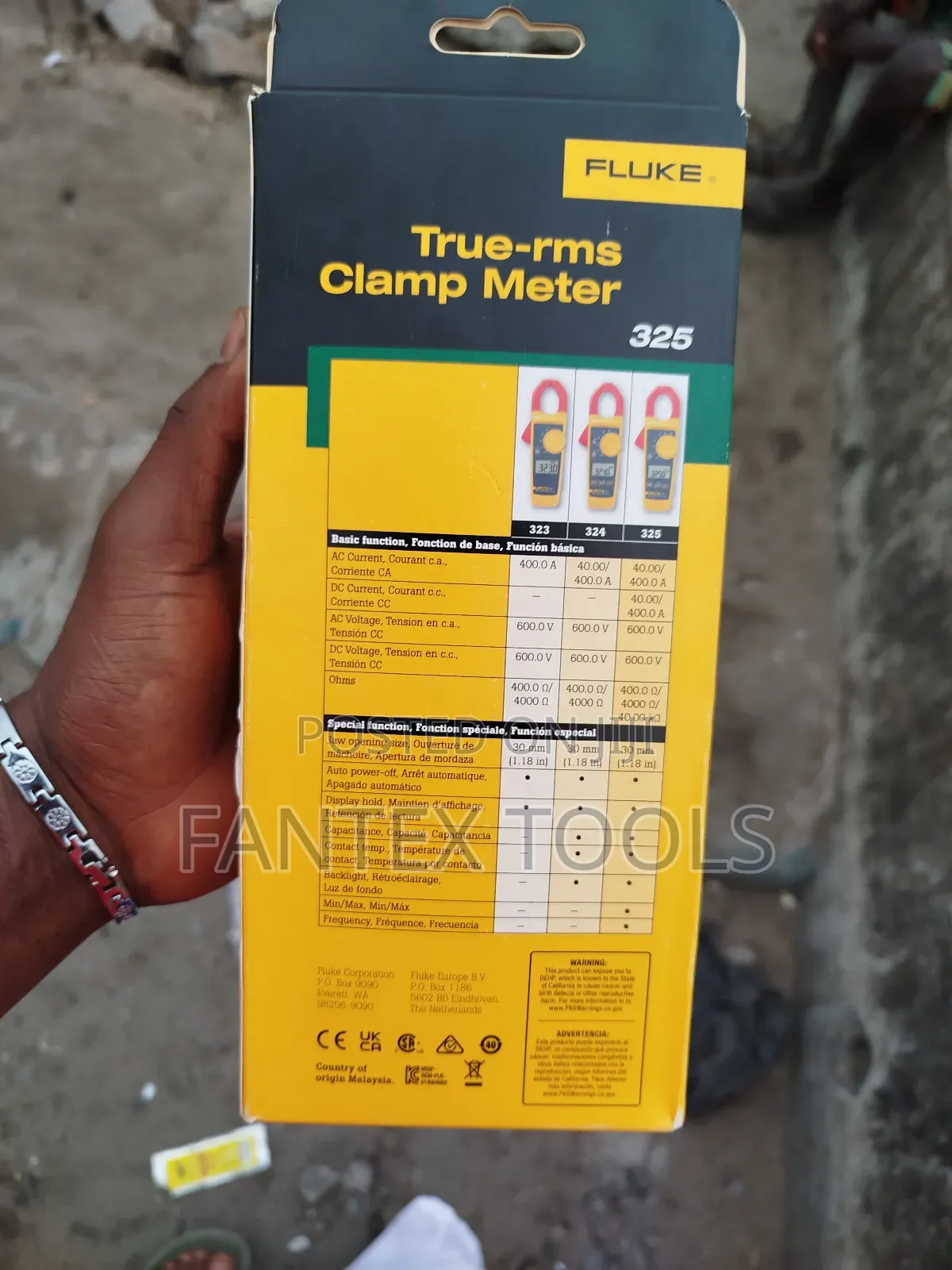 Fluke Clamp Meter 325