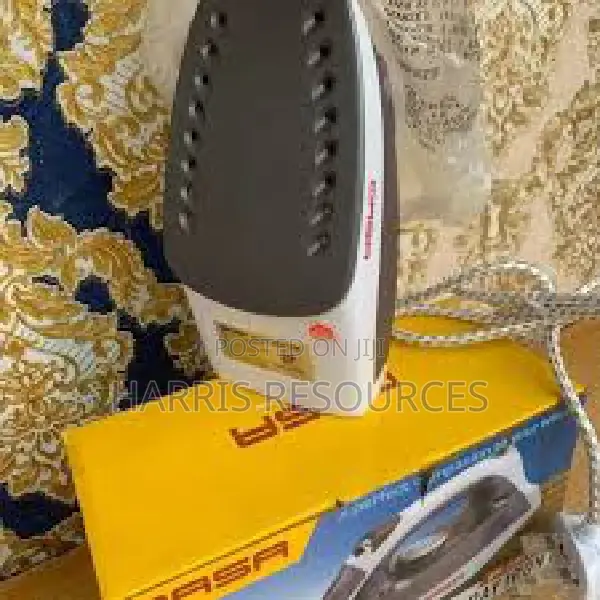 Qasa Steam Spray Iron