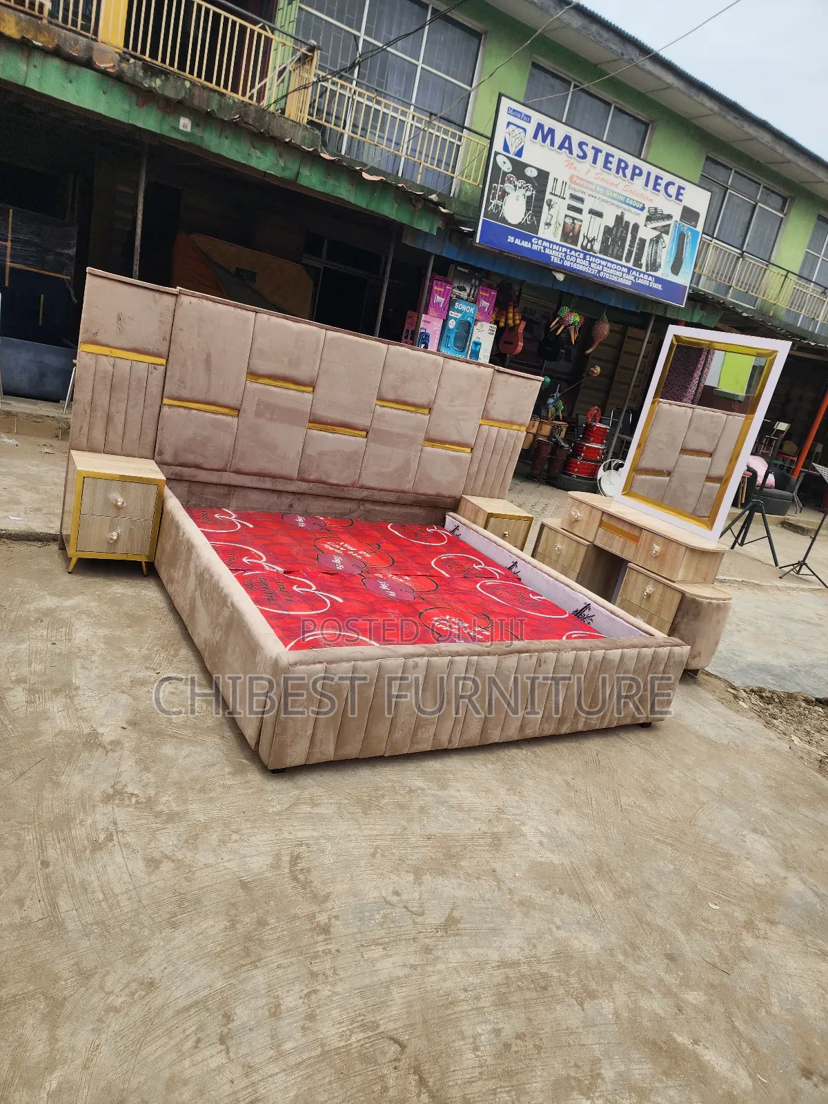 Quality 6by6 Complete Set of Upholstery Padded Bed