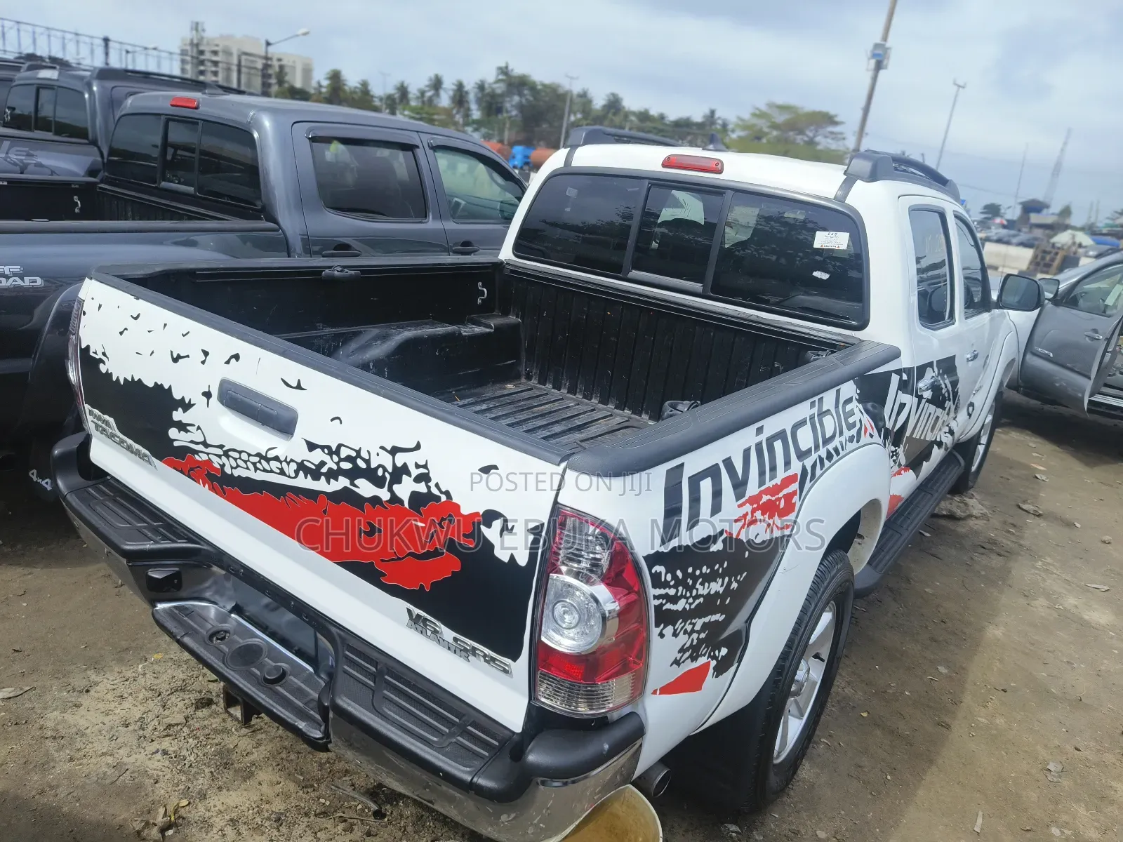 Toyota Tacoma 2015 White