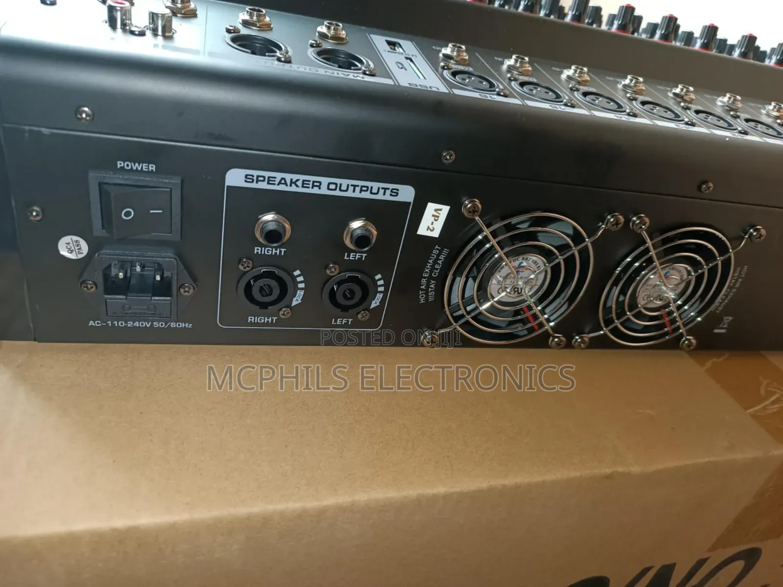 8 Channels Powered Mixer Console