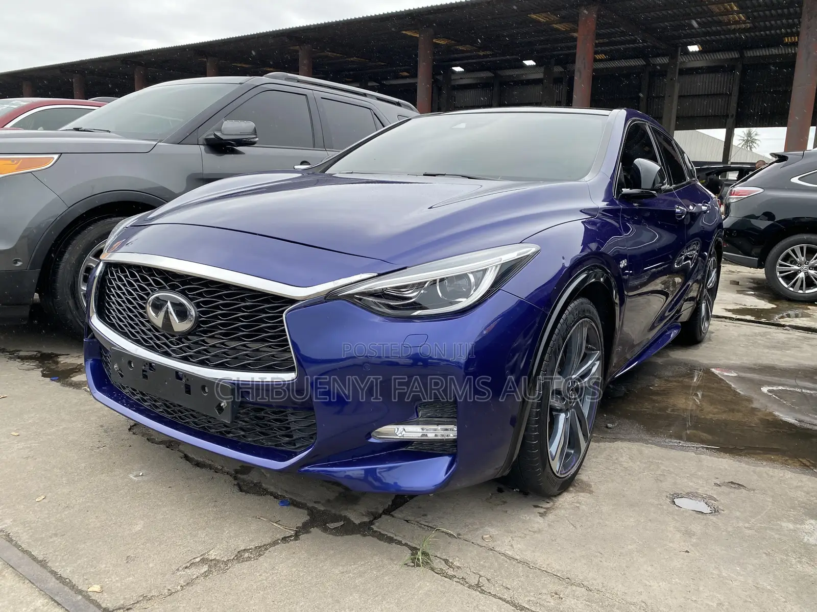 Infiniti Q30 2016 Blue