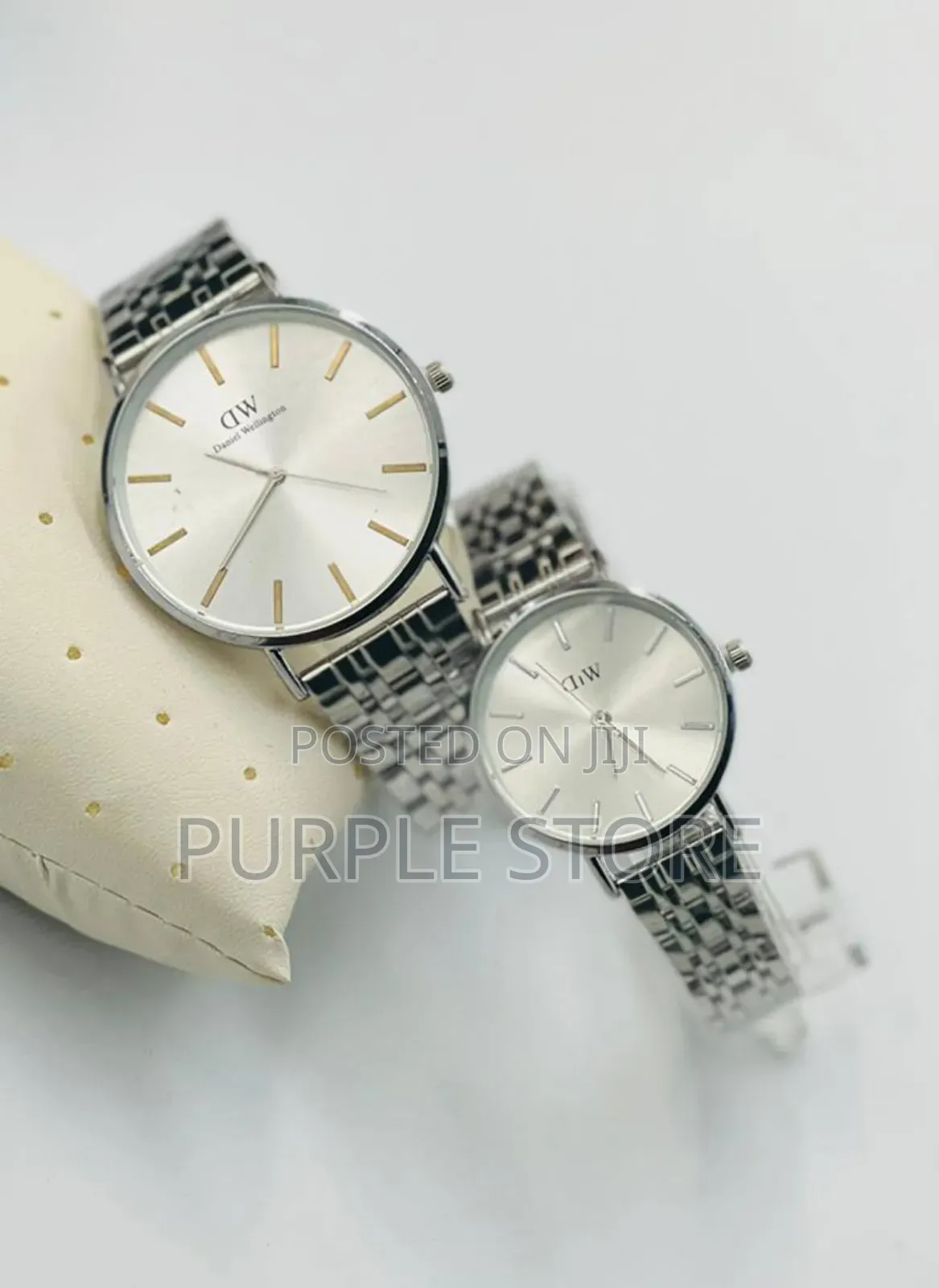 Daniel Wellington Couples Watches(Price Is for Both Watches)