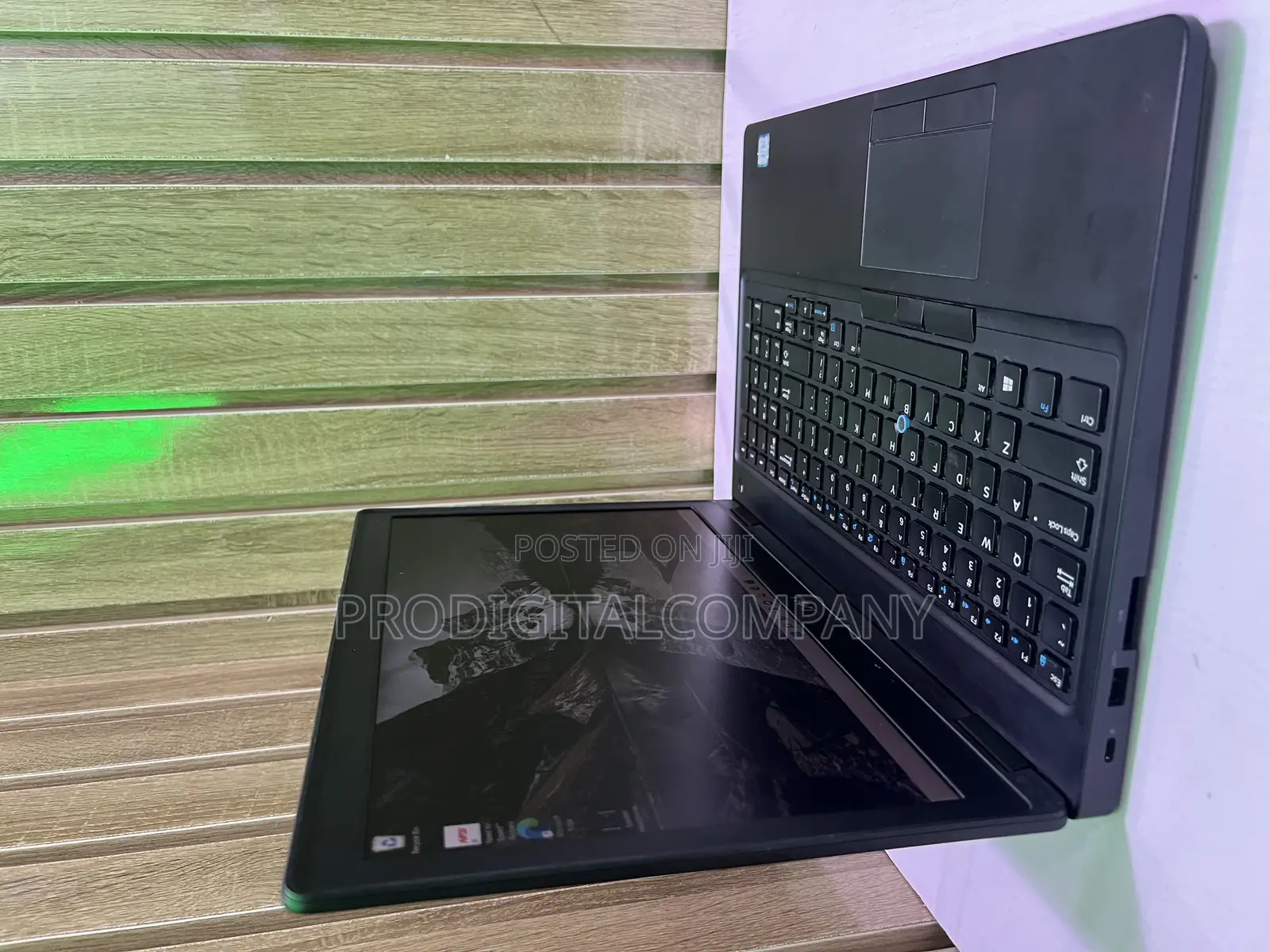 Laptop Dell Latitude 5590 16GB Intel Core I7 SSD 512GB