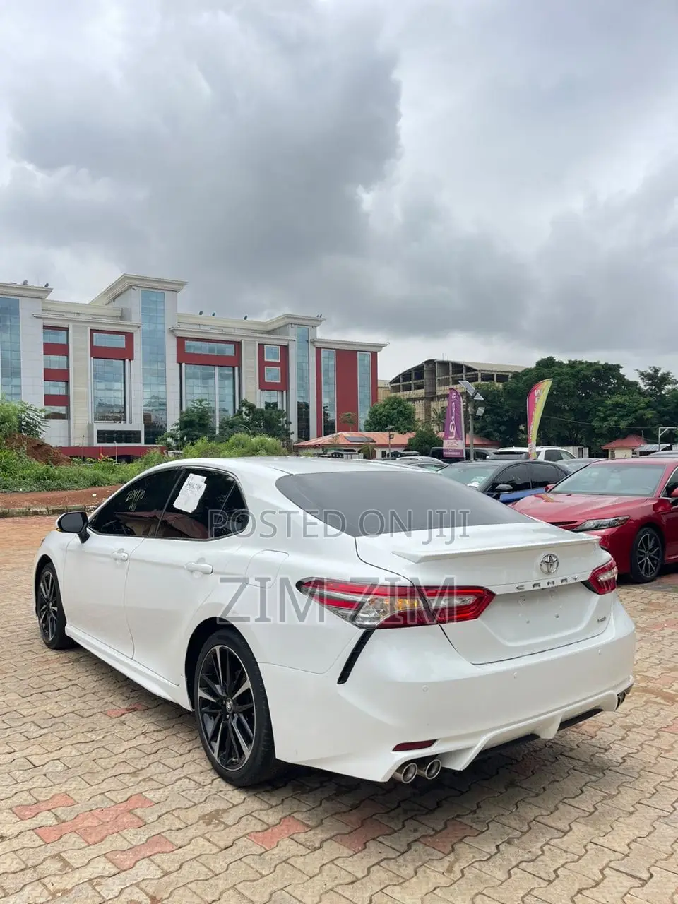 Toyota Camry XSE FWD (2.5L 4cyl 8AM) 2018 White